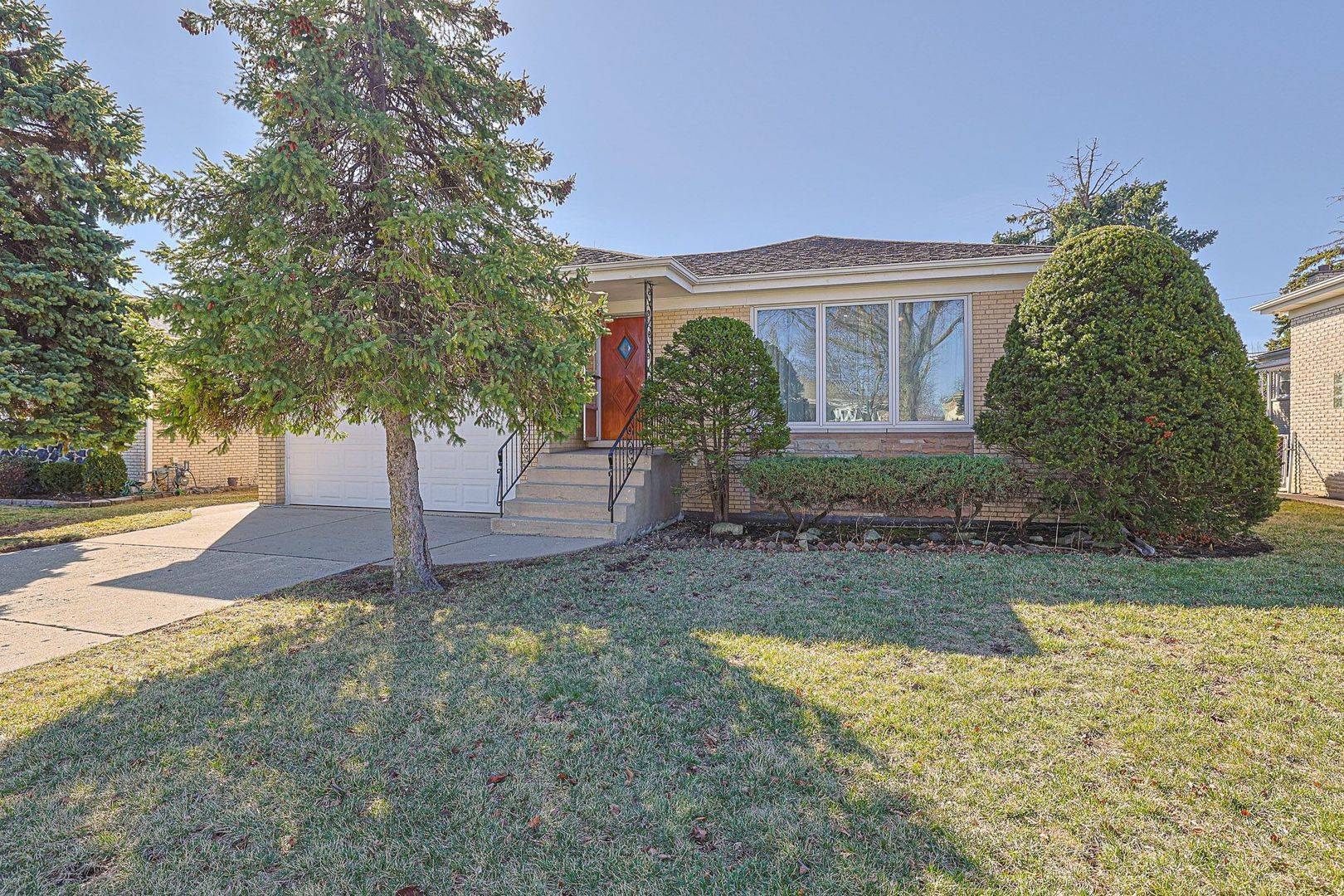 475 Courtesy LN, Des Plaines, IL 60018