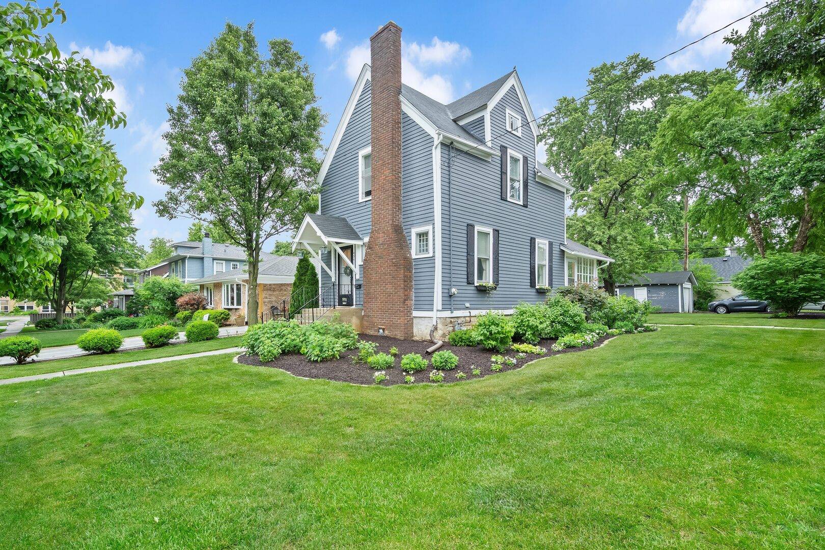 4541 Forest AVE, Downers Grove, IL 60515