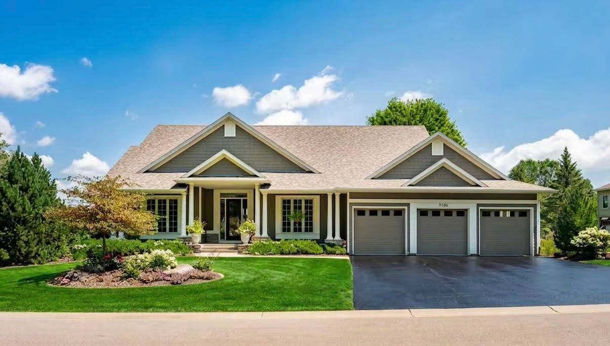 9356 Albright CT, Inver Grove Heights, MN 55077