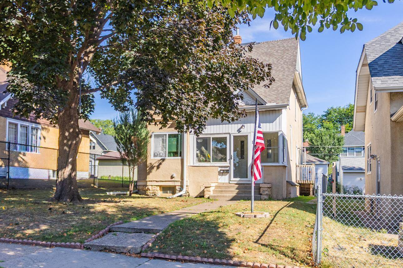 1119 Charles AVE, Saint Paul, MN 55104