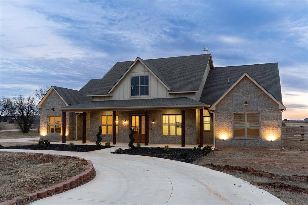 9451 W Charter Oak RD, Edmond, OK 73025