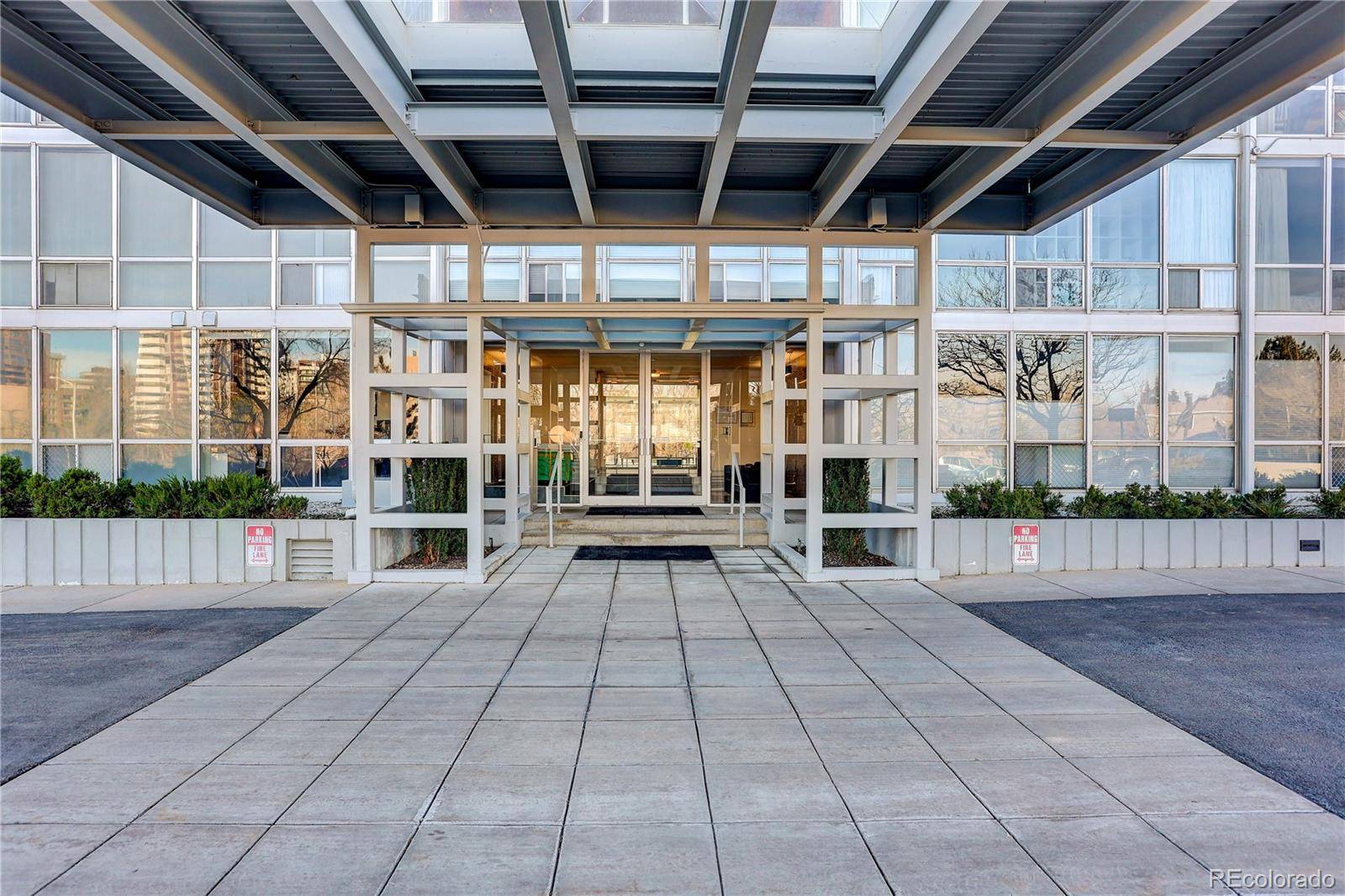 3100 E Cherry Creek South DR #206, Denver, CO 80209