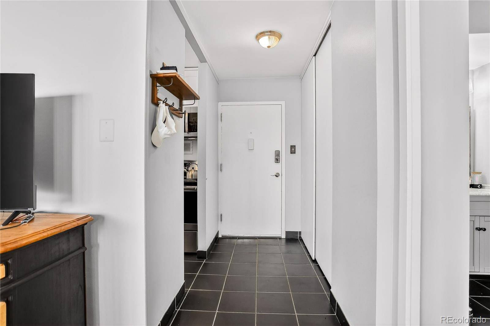 3100 E Cherry Creek South DR #206, Denver, CO 80209