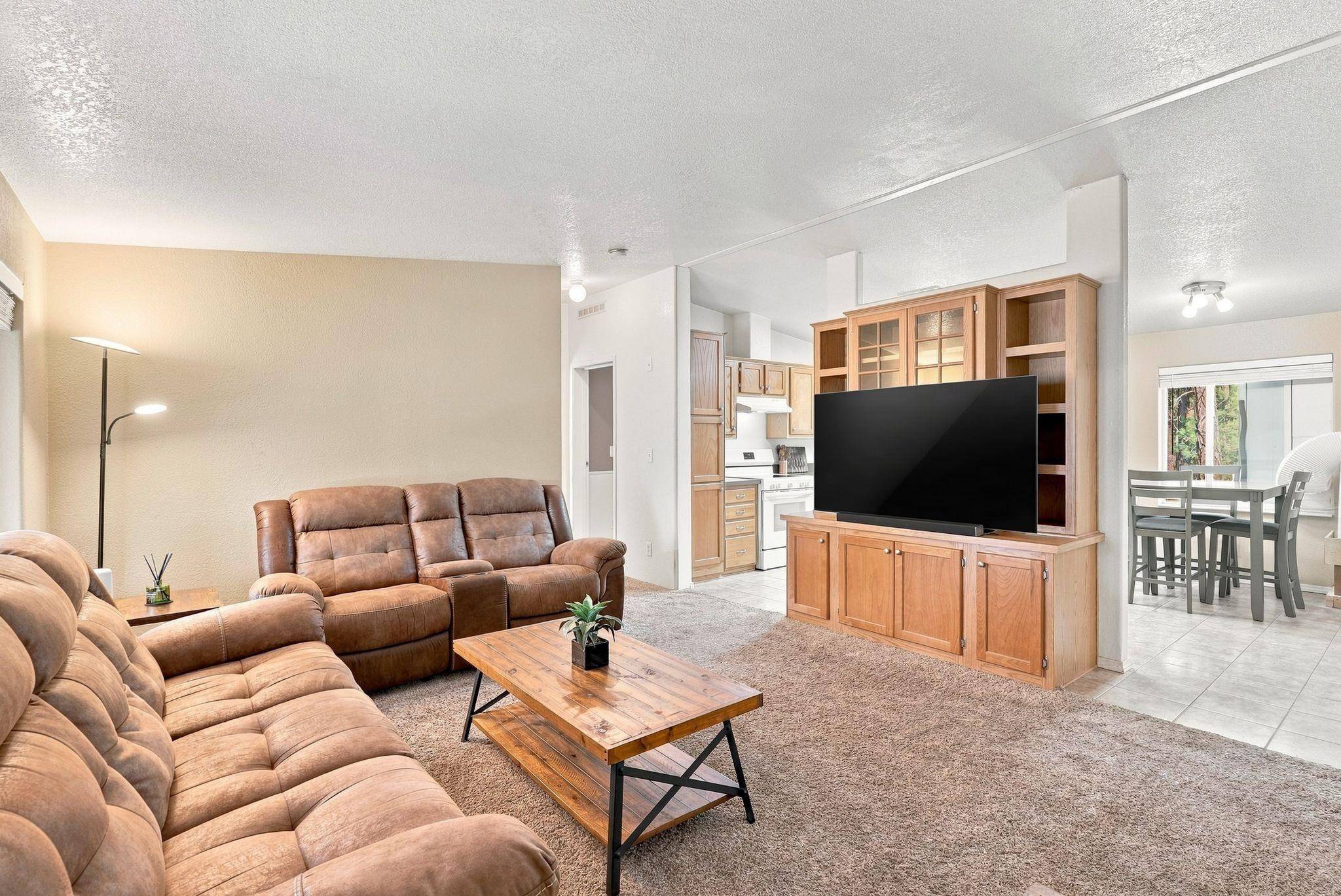 6416 Timber Dr, Nine Mile Falls, WA 99026