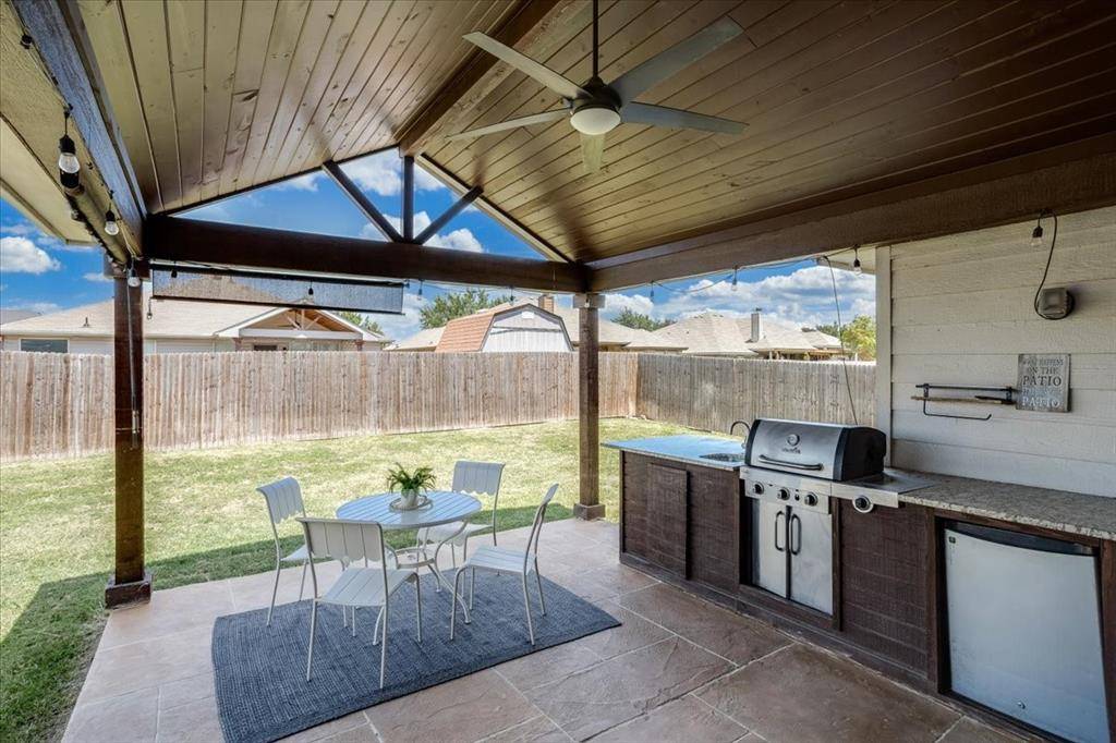 308 Long Prairie Drive, Forney, TX 75126