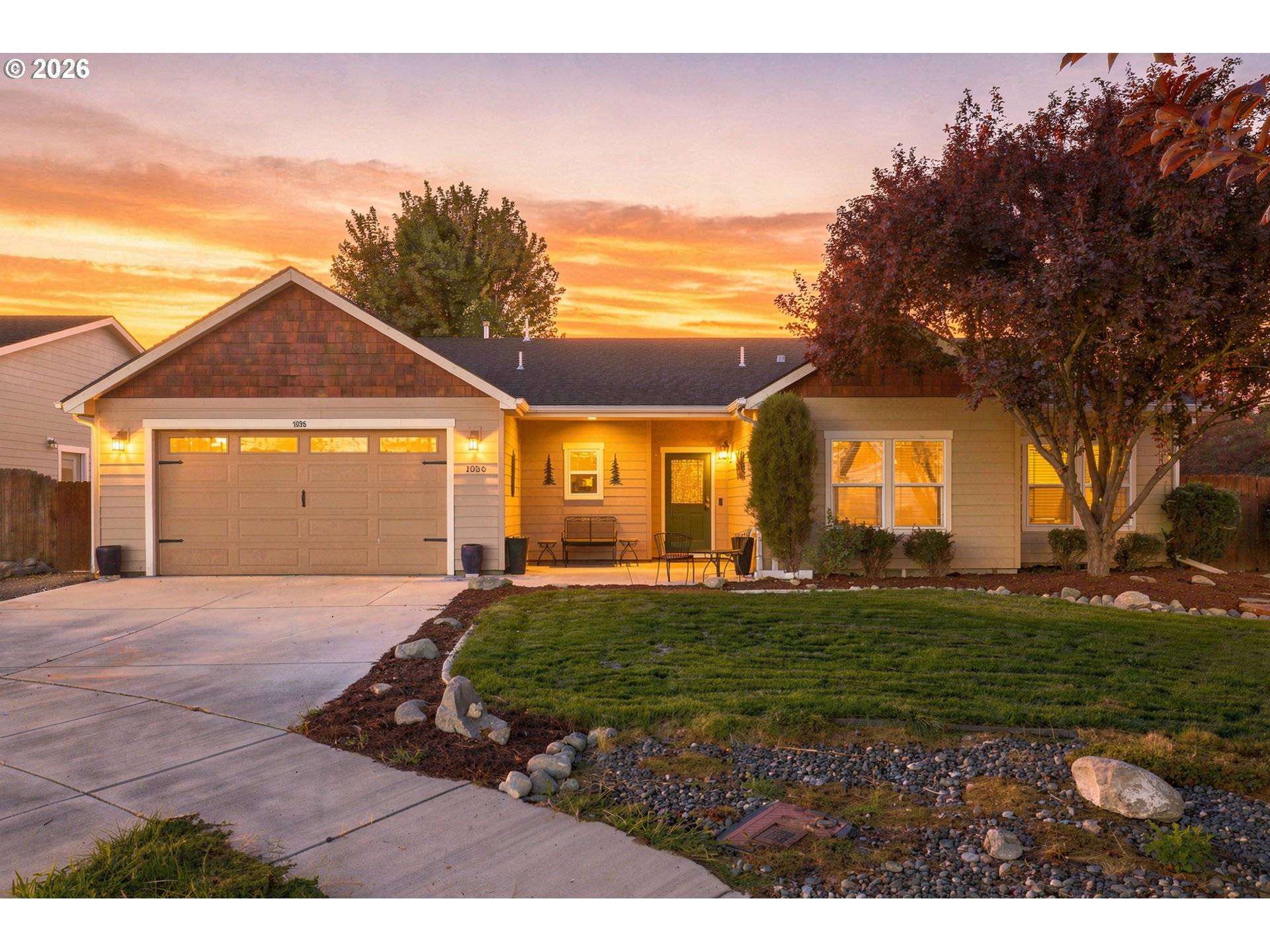 1036 SW OLIVE CT, Hermiston, OR 97838