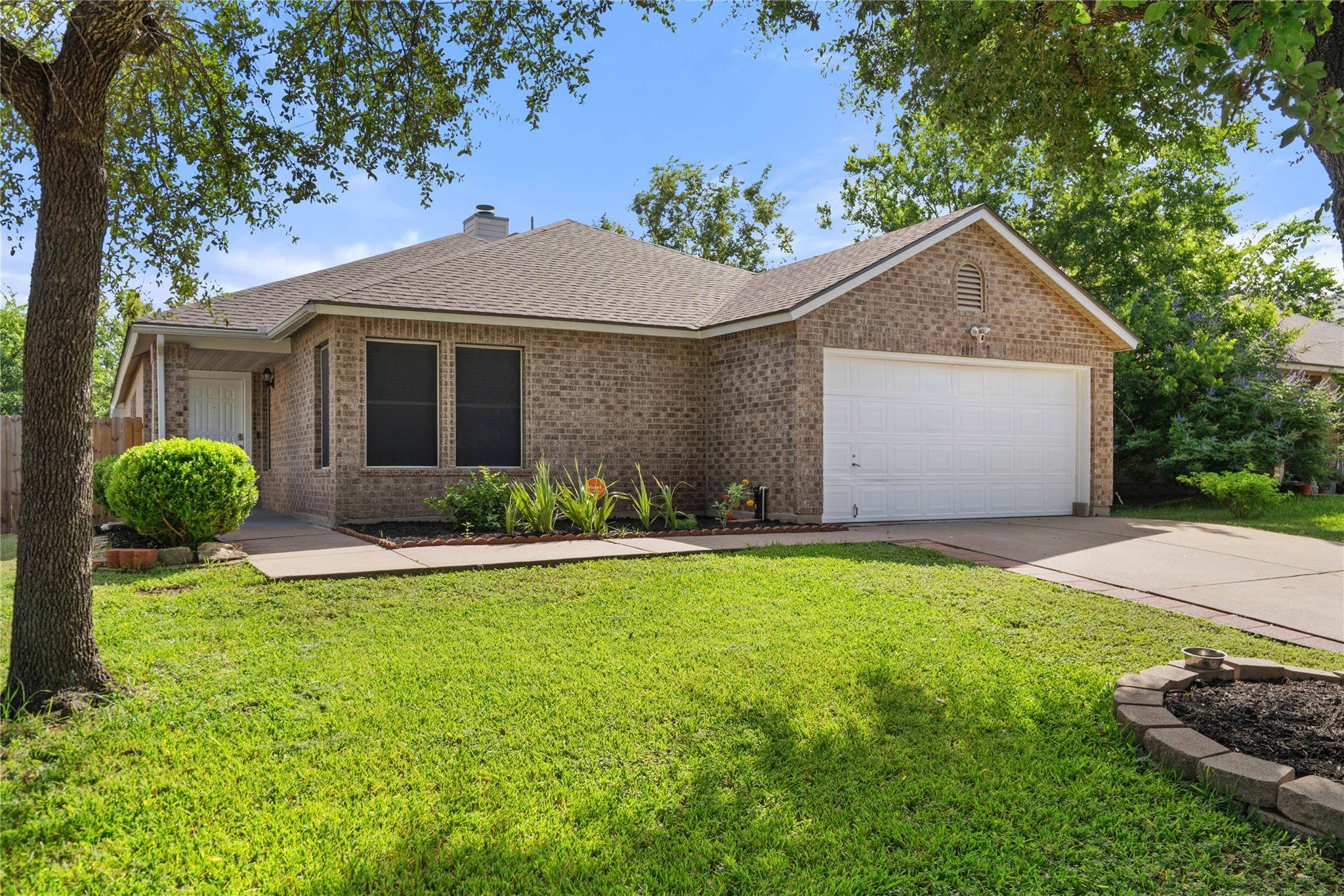 809 Betterman DR, Pflugerville, TX 78660