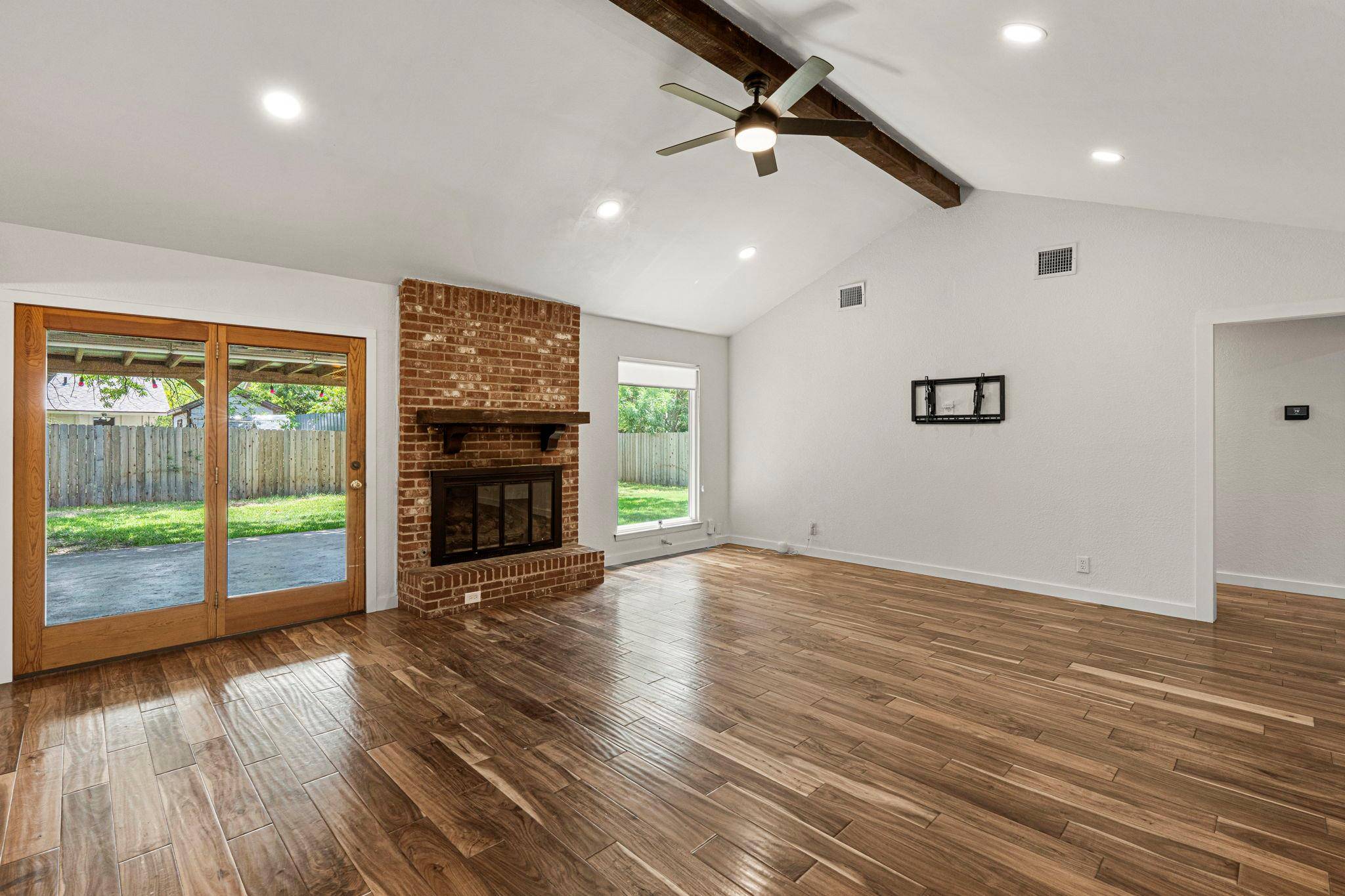 10603 Parkfield DR, Austin, TX 78758
