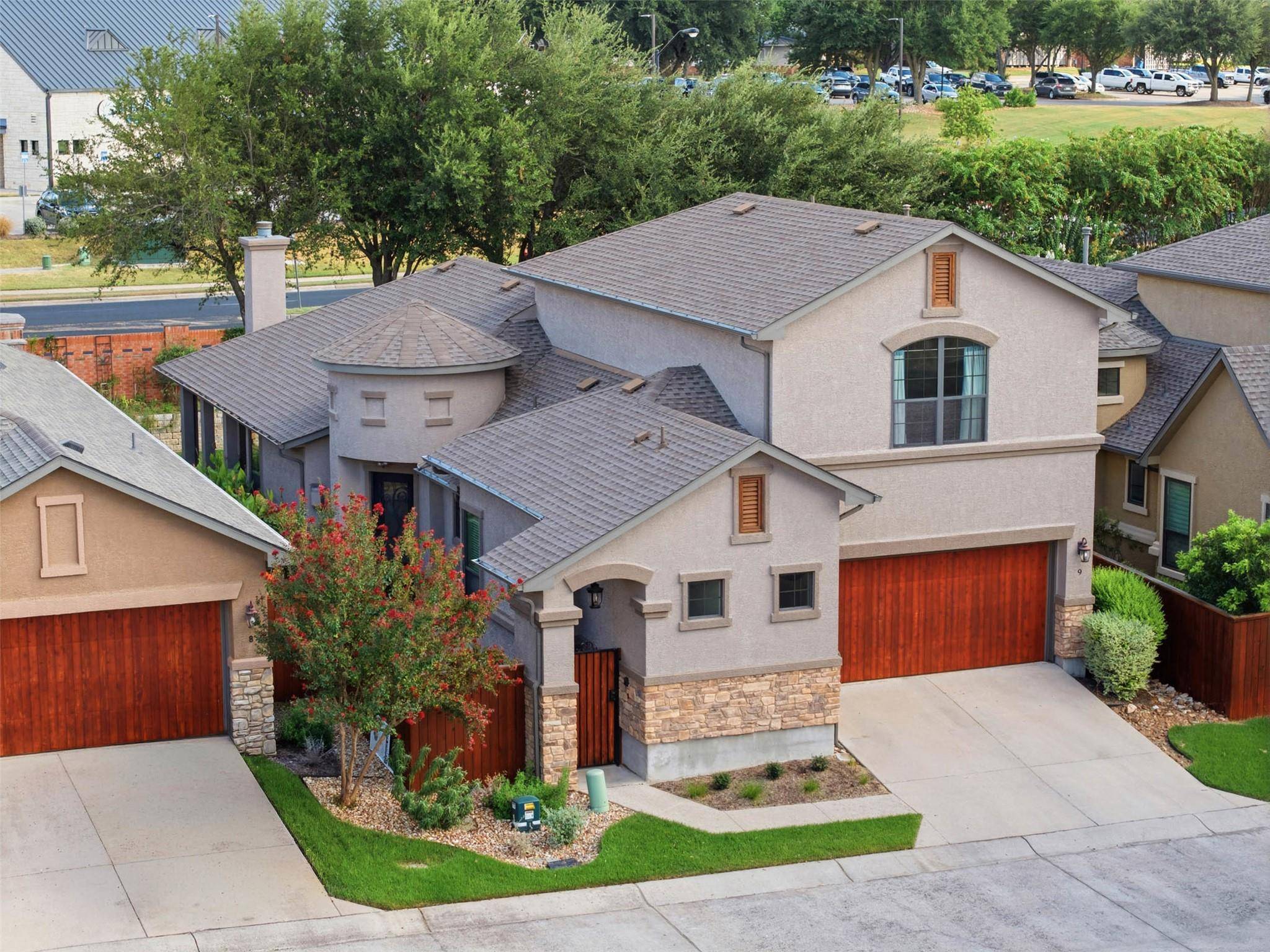 4332 Teravista Club DR #9, Round Rock, TX 78665