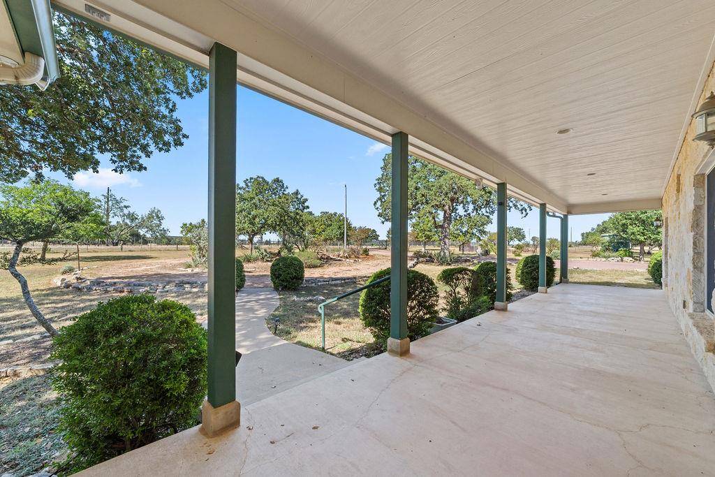 285 Triple Creek RD, Fredericksburg, TX 78624