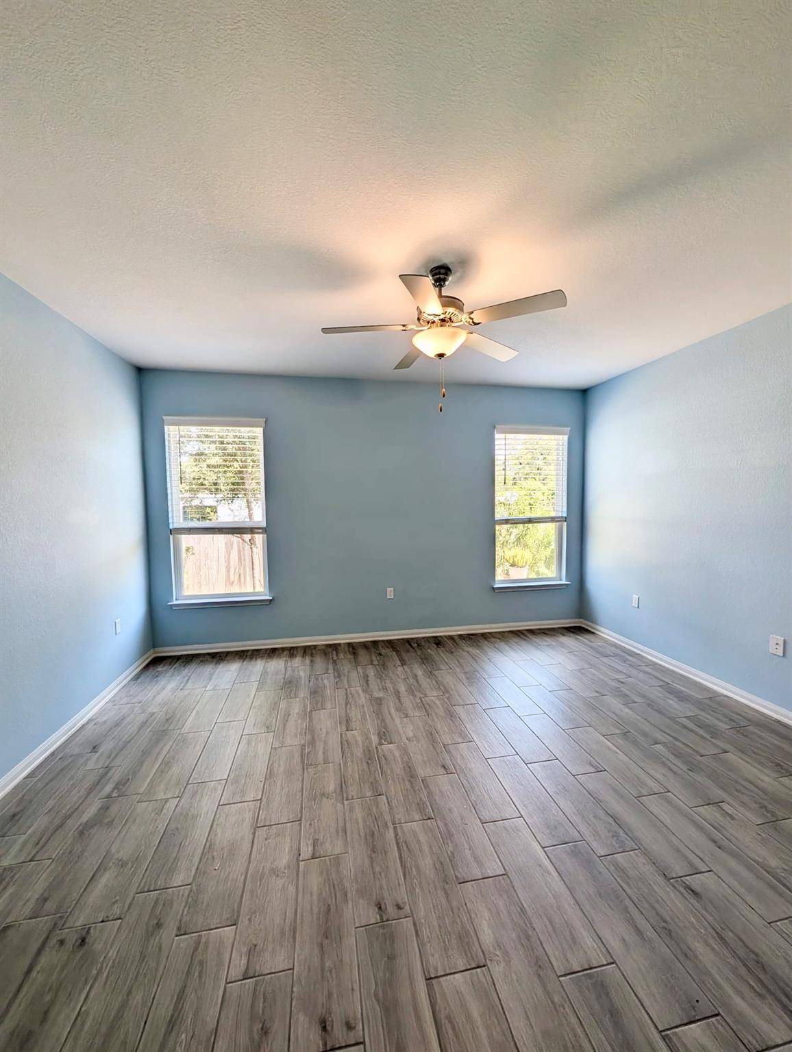 824 Falkland TRCE, Pflugerville, TX 78660