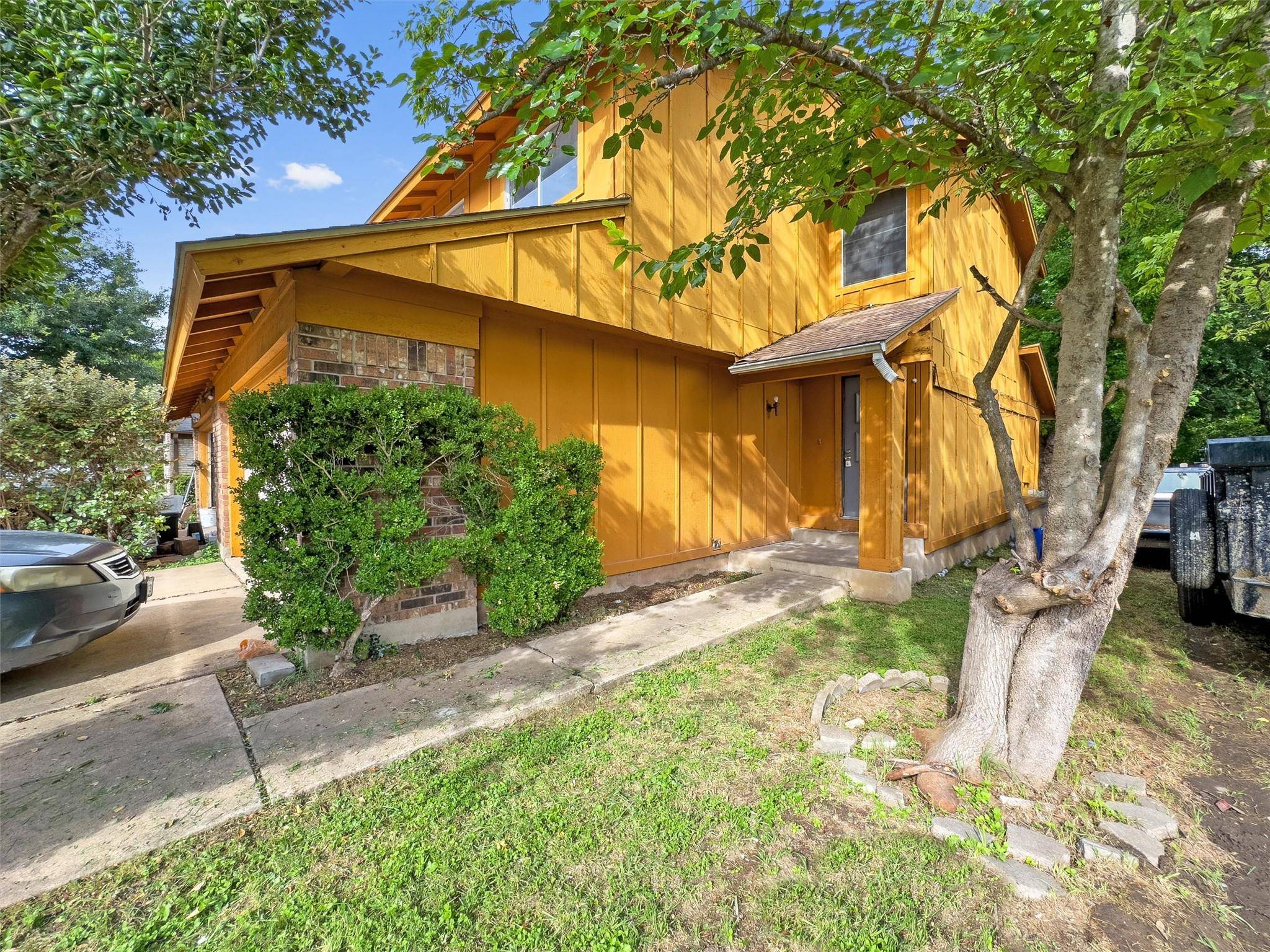 10403 Golden Meadow DR #A, Austin, TX 78758