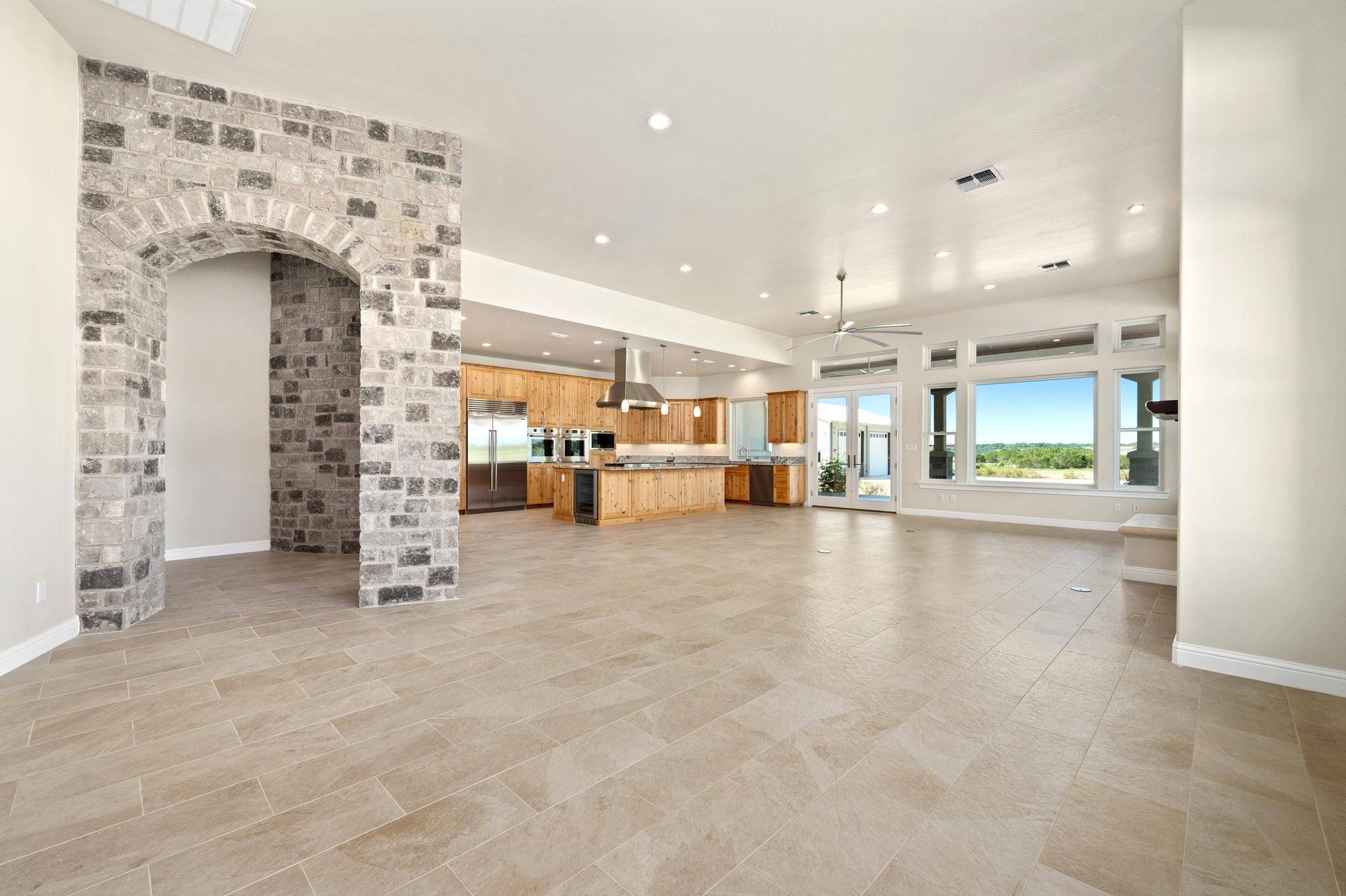 163 Floyds RUN, Bertram, TX 78605