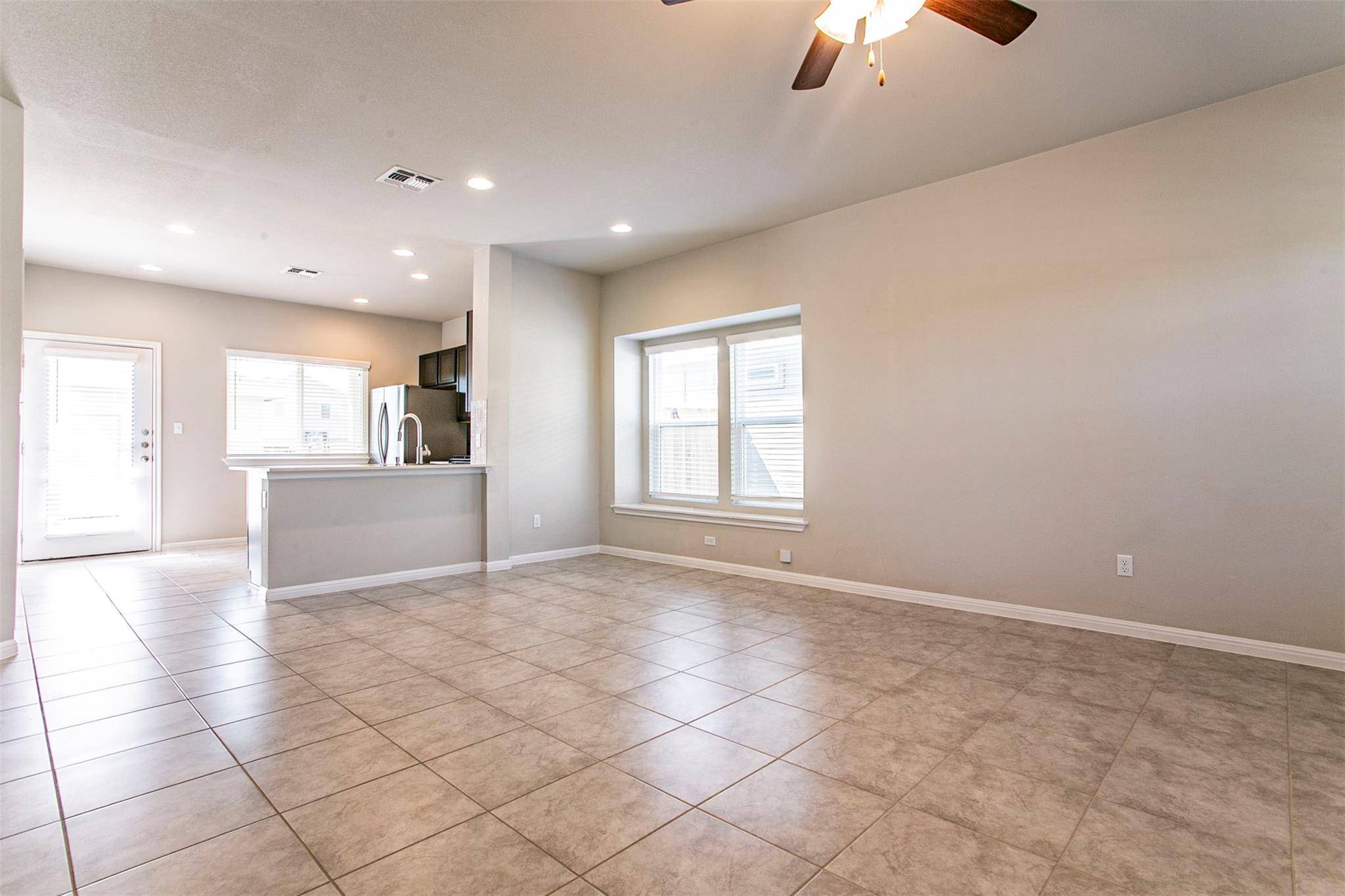 133 Duck Creek TRL, San Marcos, TX 78666