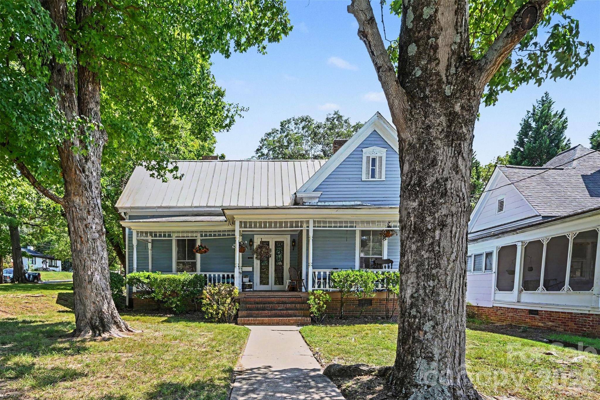 821 N MAIN ST, Salisbury, NC 28144