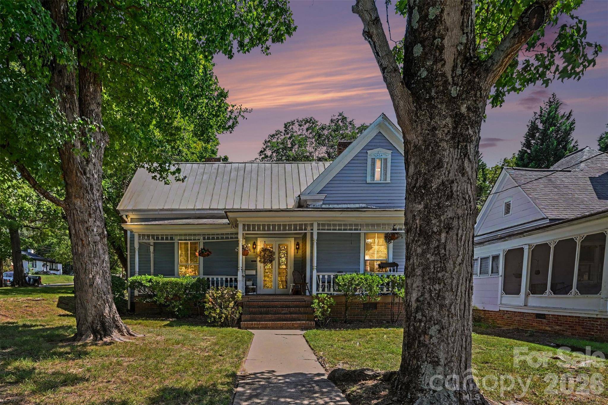 821 N MAIN ST, Salisbury, NC 28144