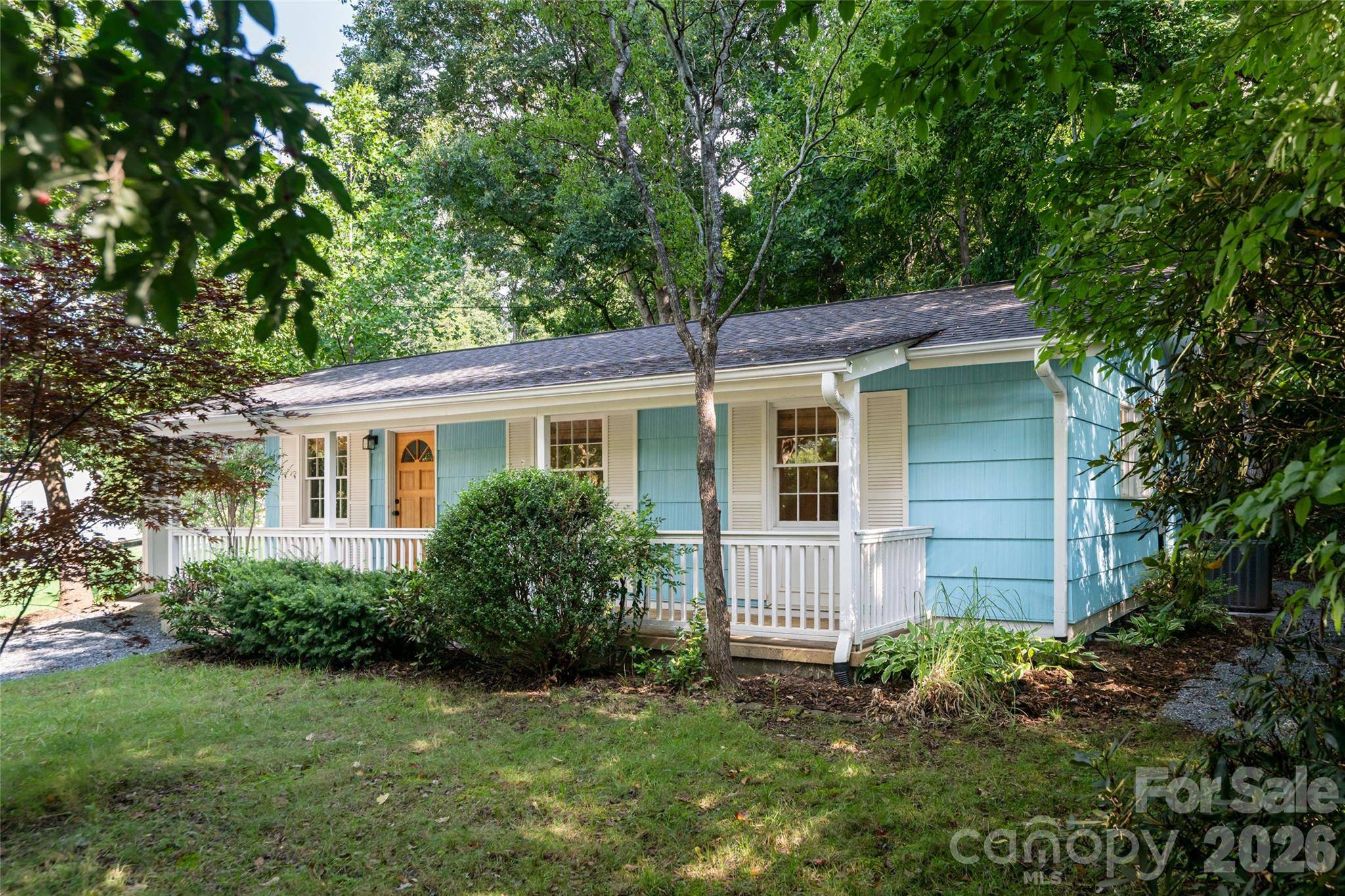 246 North Fork RD, Black Mountain, NC 28711