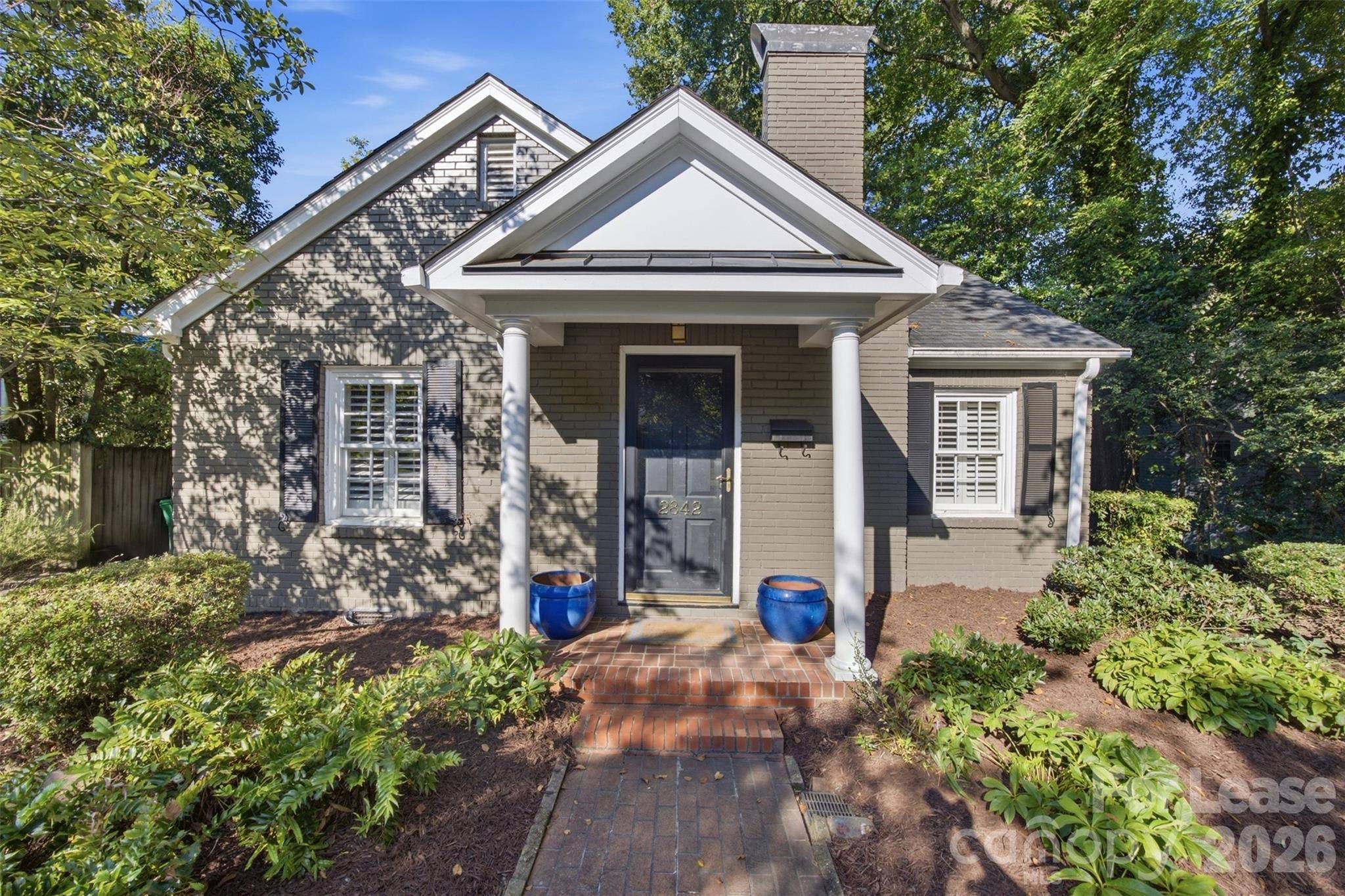 2842 Chelsea DR, Charlotte, NC 28209