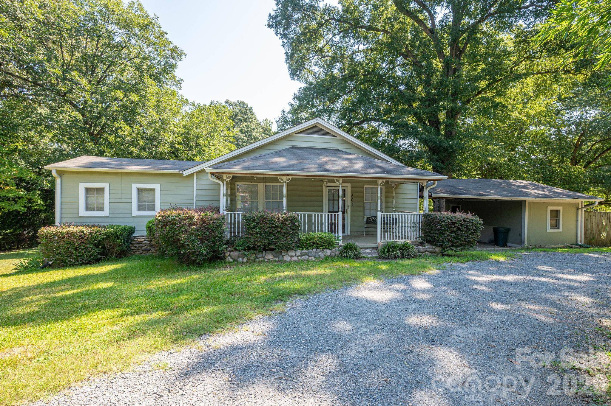 301 Belt DR, Gastonia, NC 28056