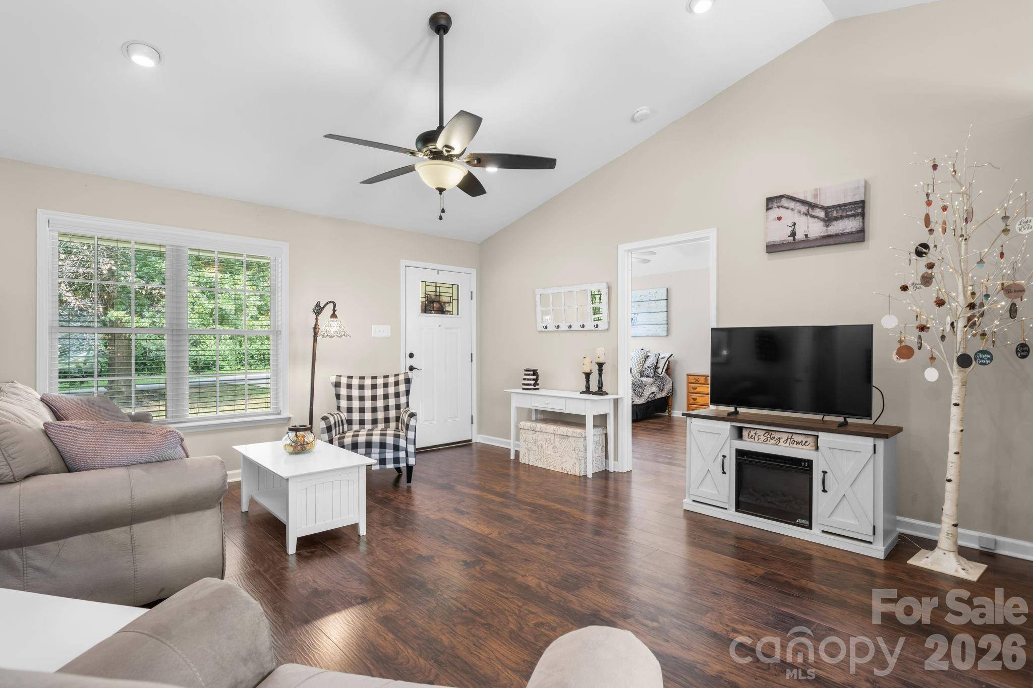 123 Idlebrook RD, Statesville, NC 28677