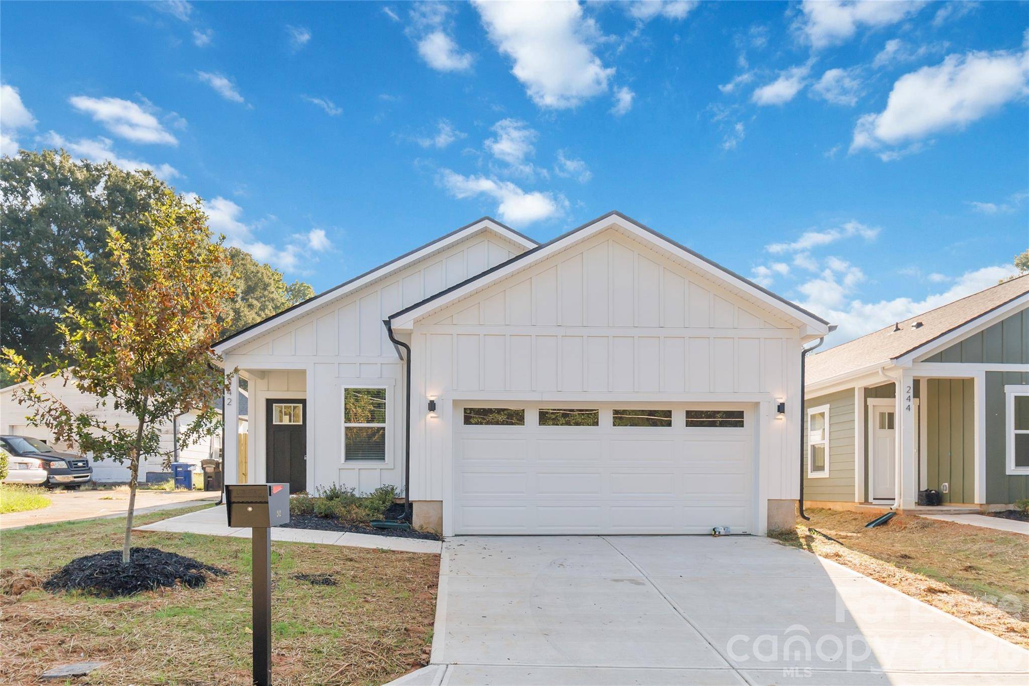 242 Institute ST, Mooresville, NC 28115