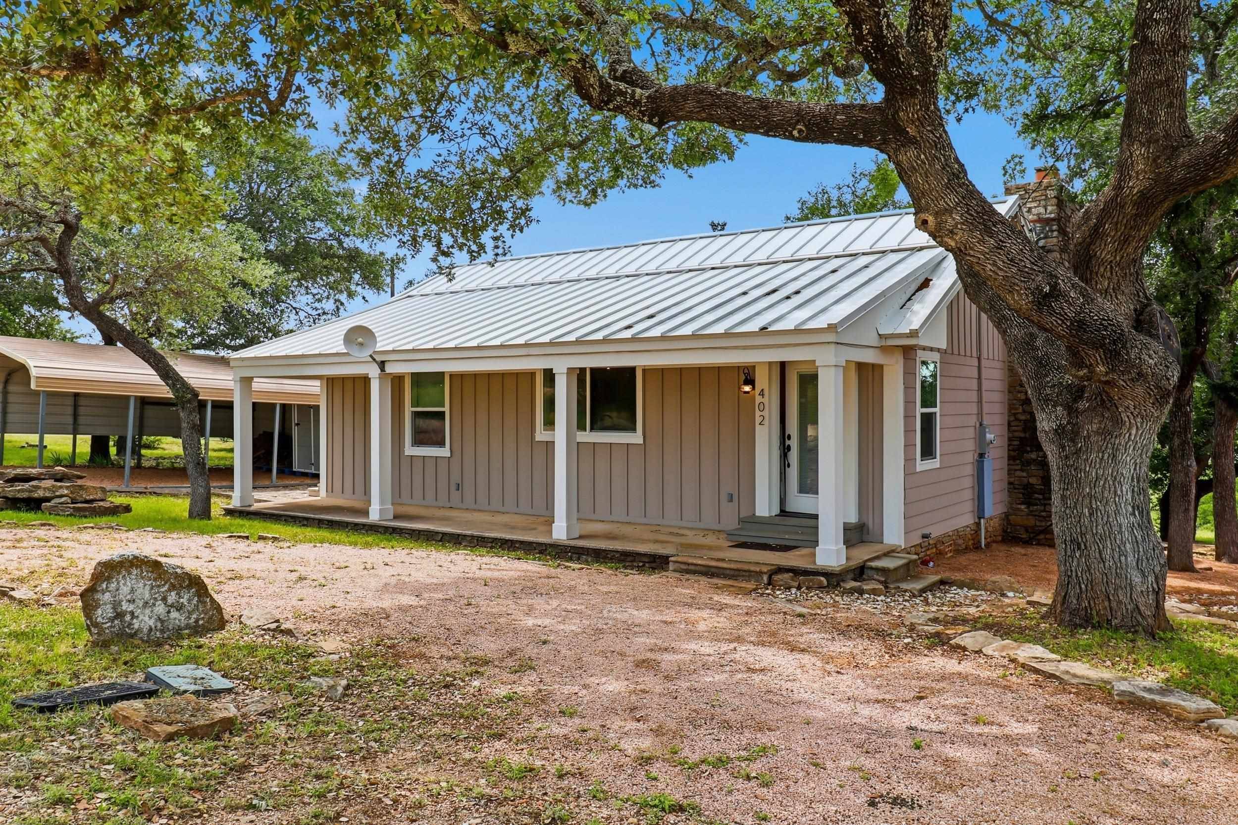 402 Laurel LN, Burnet, TX 78611