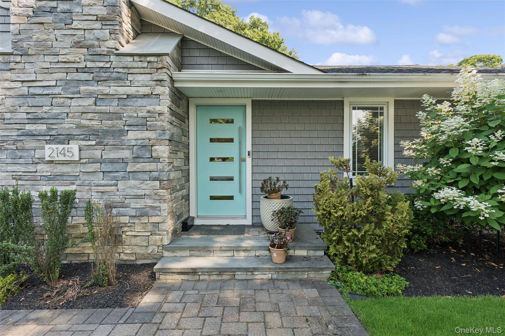 2145 Abbot AVE, Merrick, NY 11566