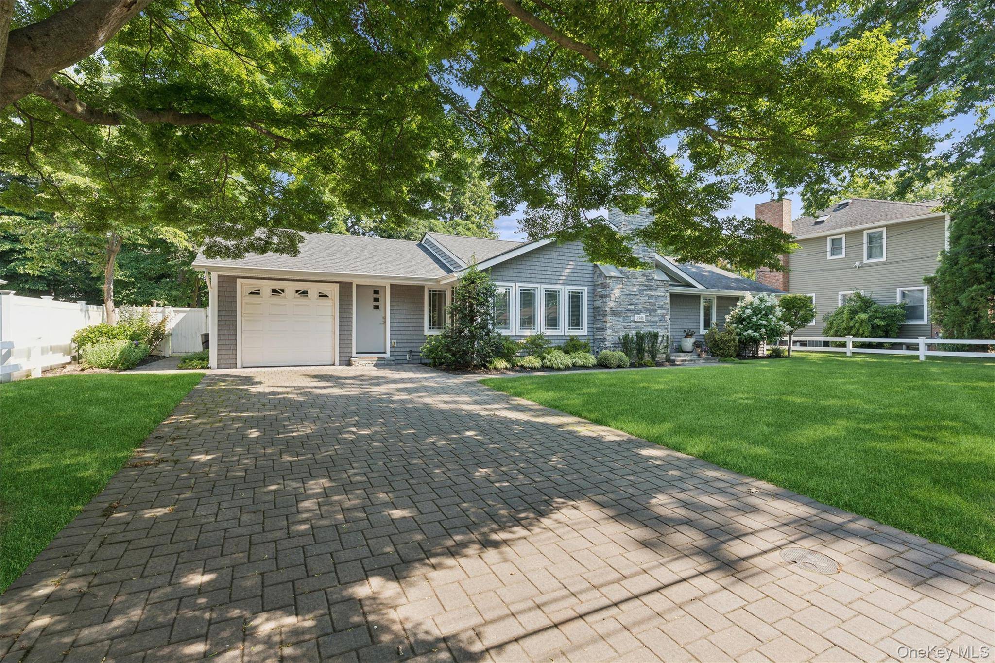 2145 Abbot AVE, Merrick, NY 11566