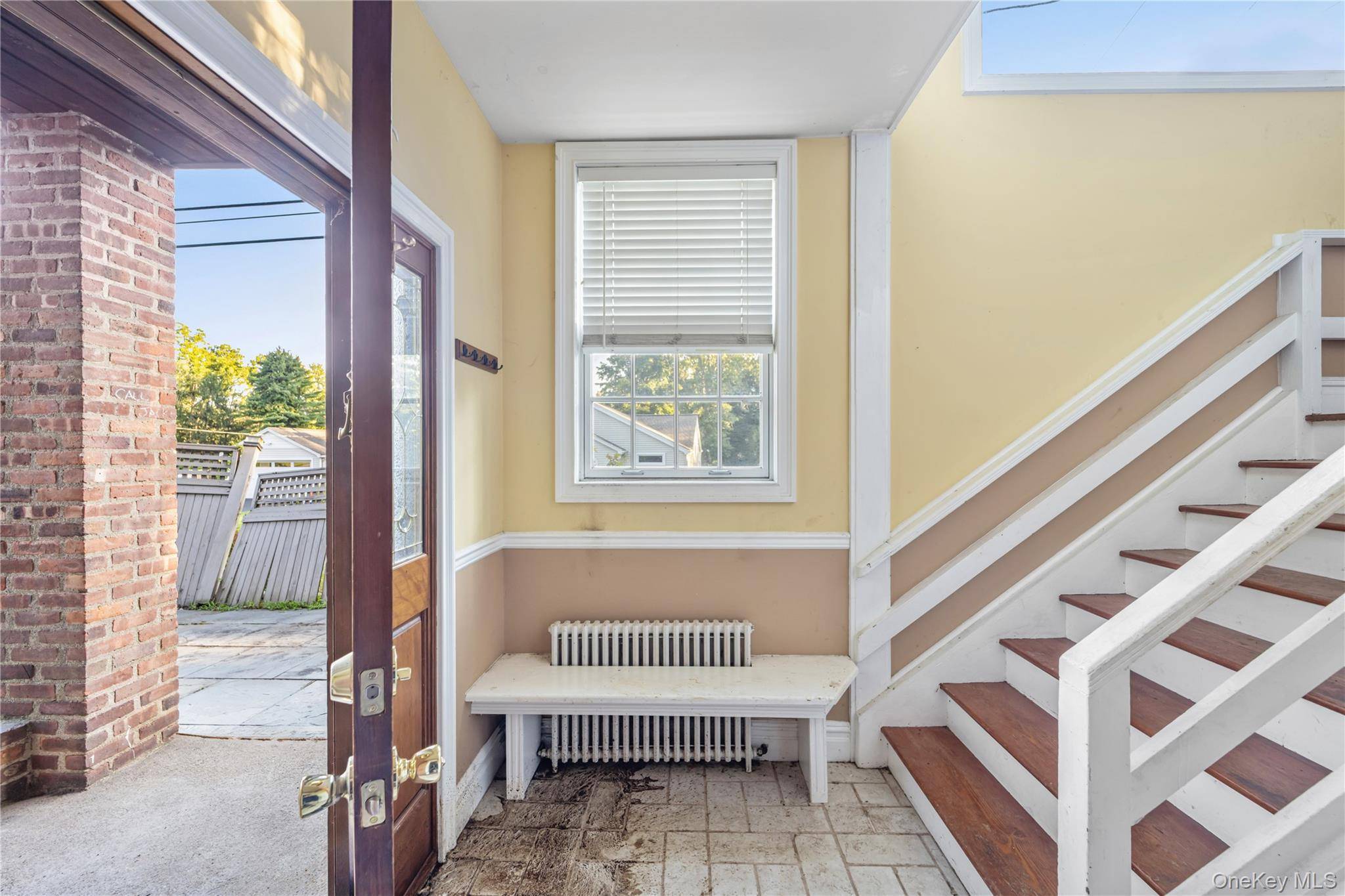 697 S Mountain RD, New City, NY 10956