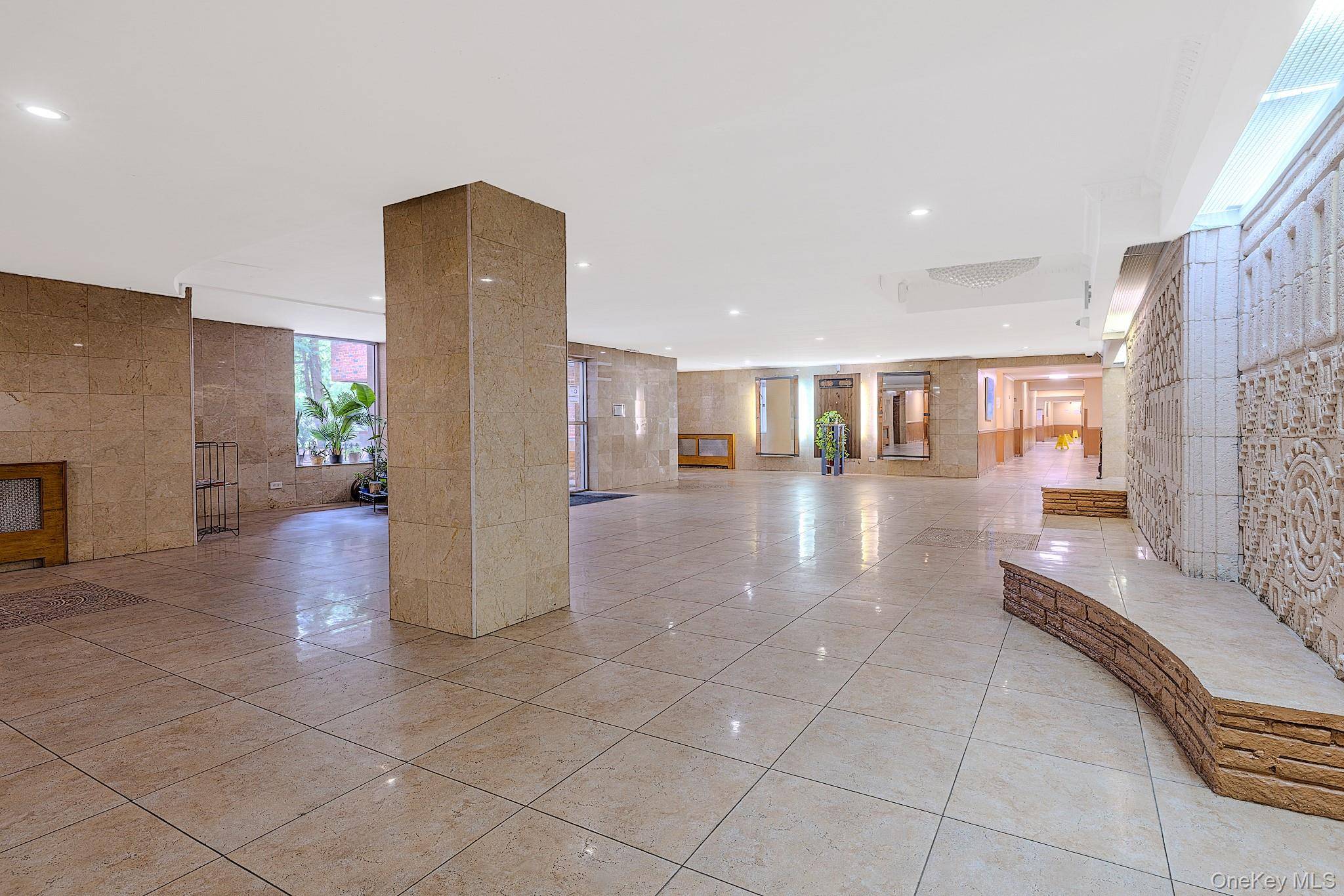 2727 Ocean Pkwy #D18, Brooklyn, NY 11235