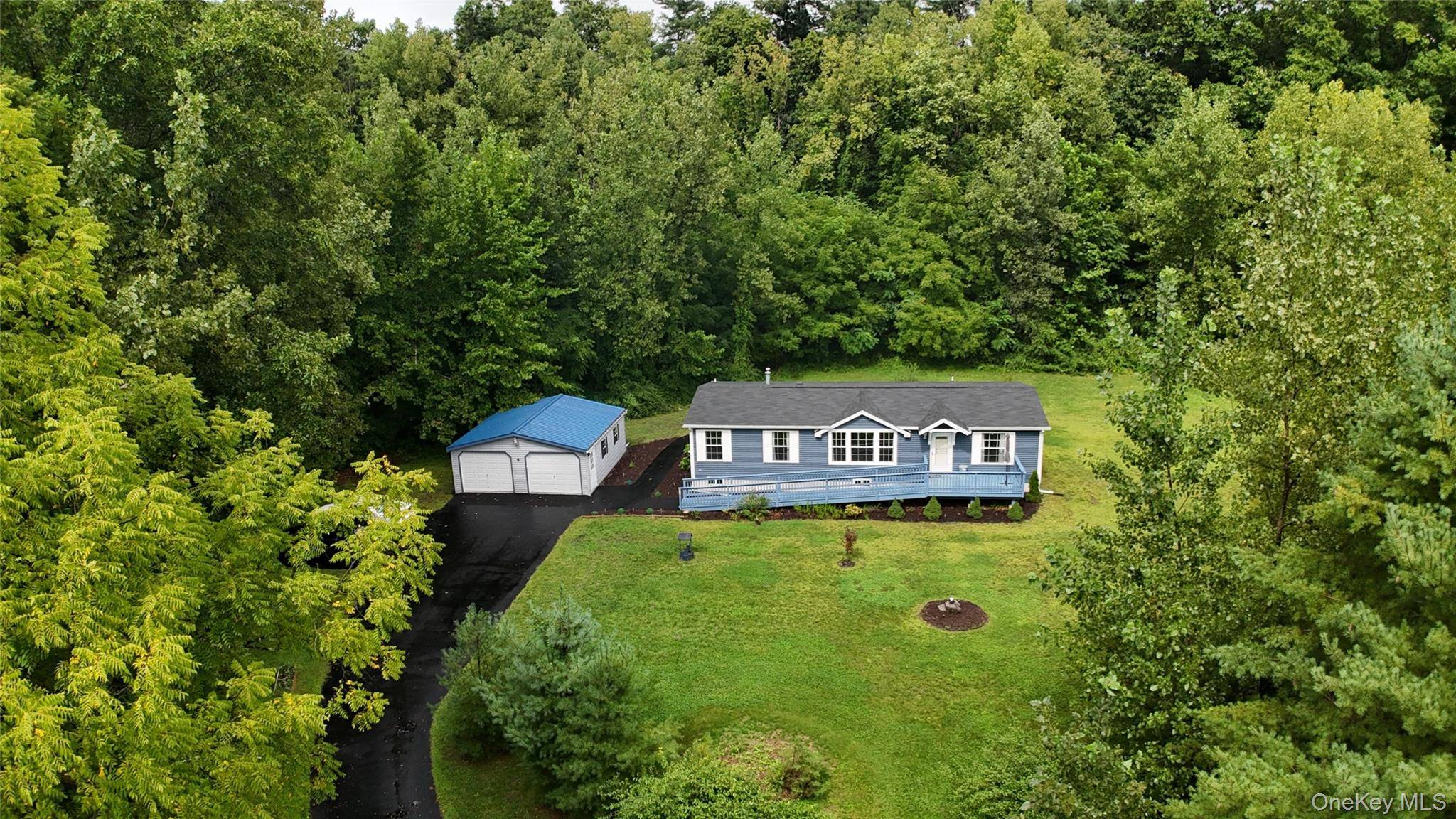 64 Airport RD, Accord, NY 12404
