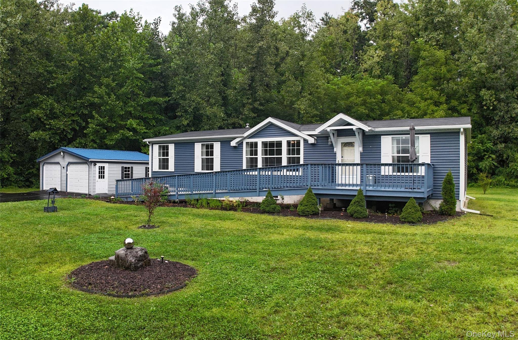 64 Airport RD, Accord, NY 12404