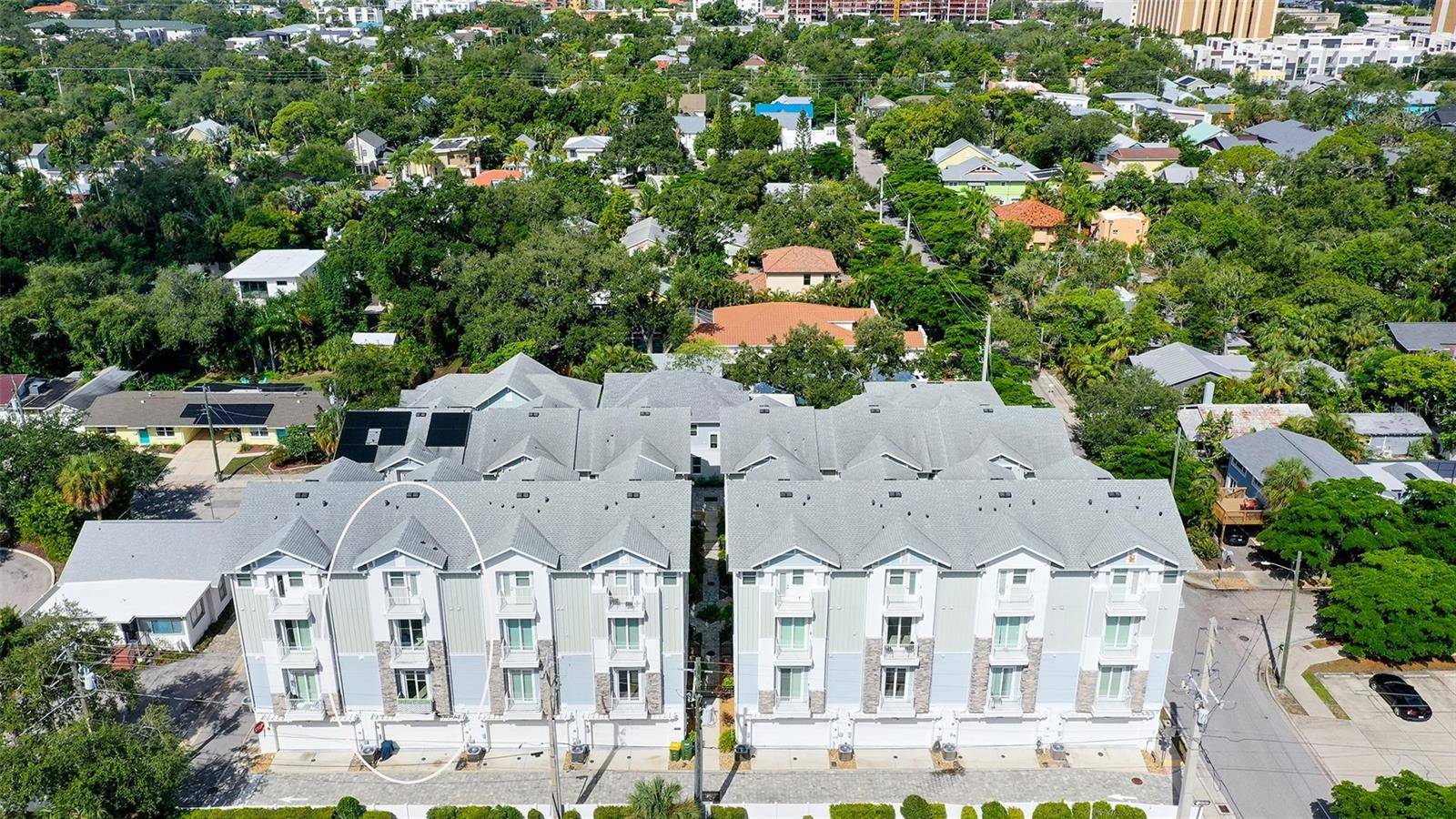 516 LAUREL PARK DR, Sarasota, FL 34236