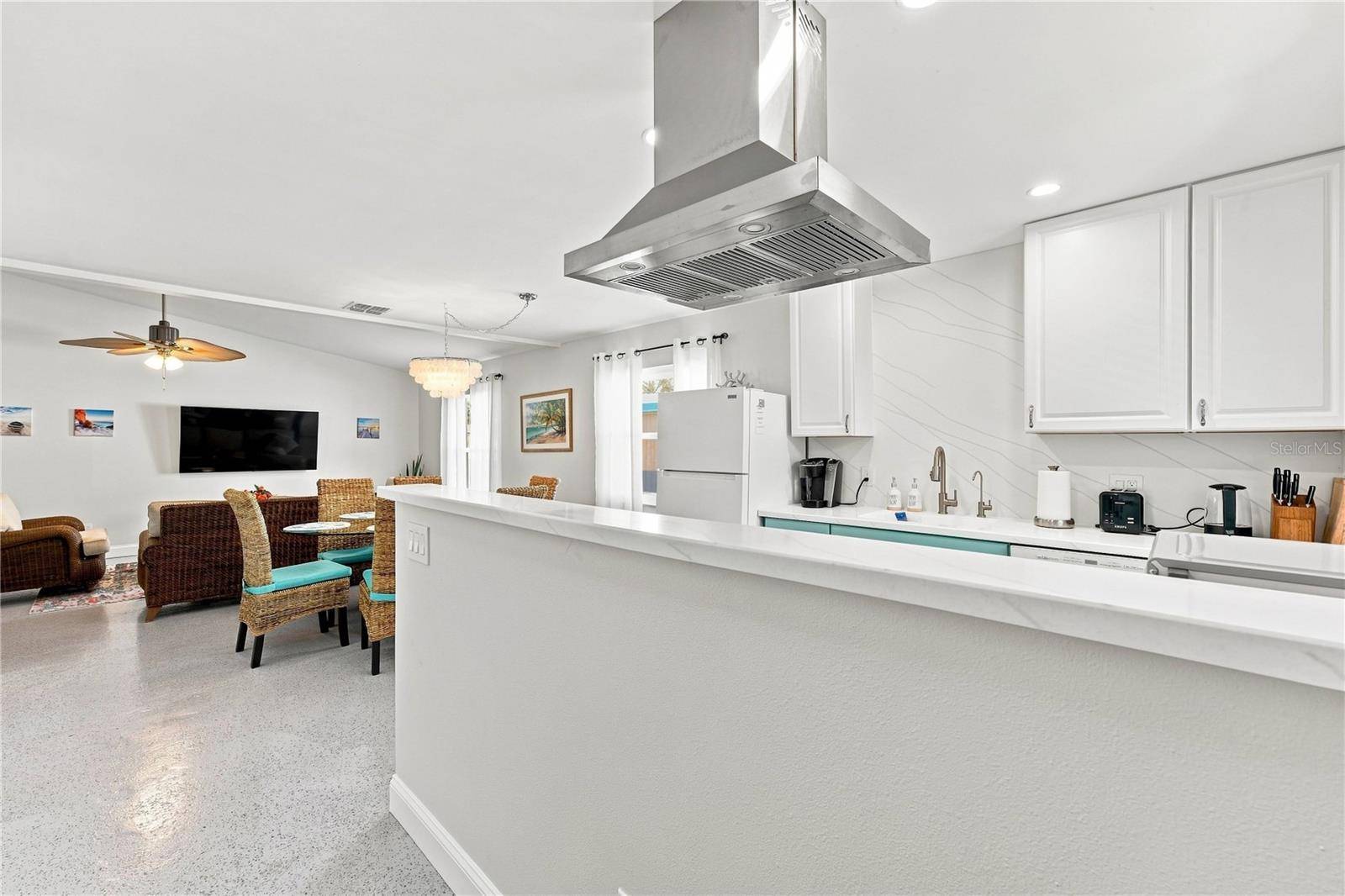 2060 6TH ST, Sarasota, FL 34237
