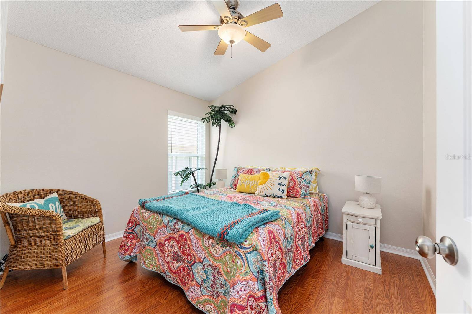 1123 W GREENLEY AVE W, Groveland, FL 34736