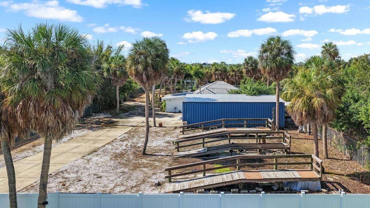 102 TROUVE LN, Ruskin, FL 33570