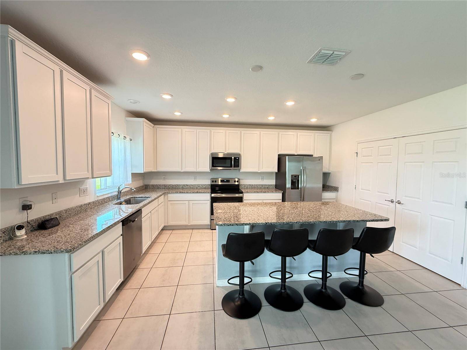 355 ASHLAR CT, Kissimmee, FL 34758
