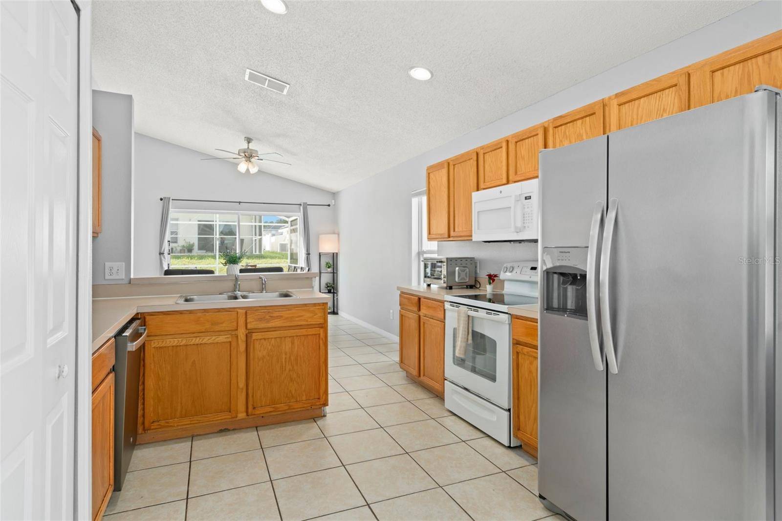 173 HILLSIDE DR, Davenport, FL 33897