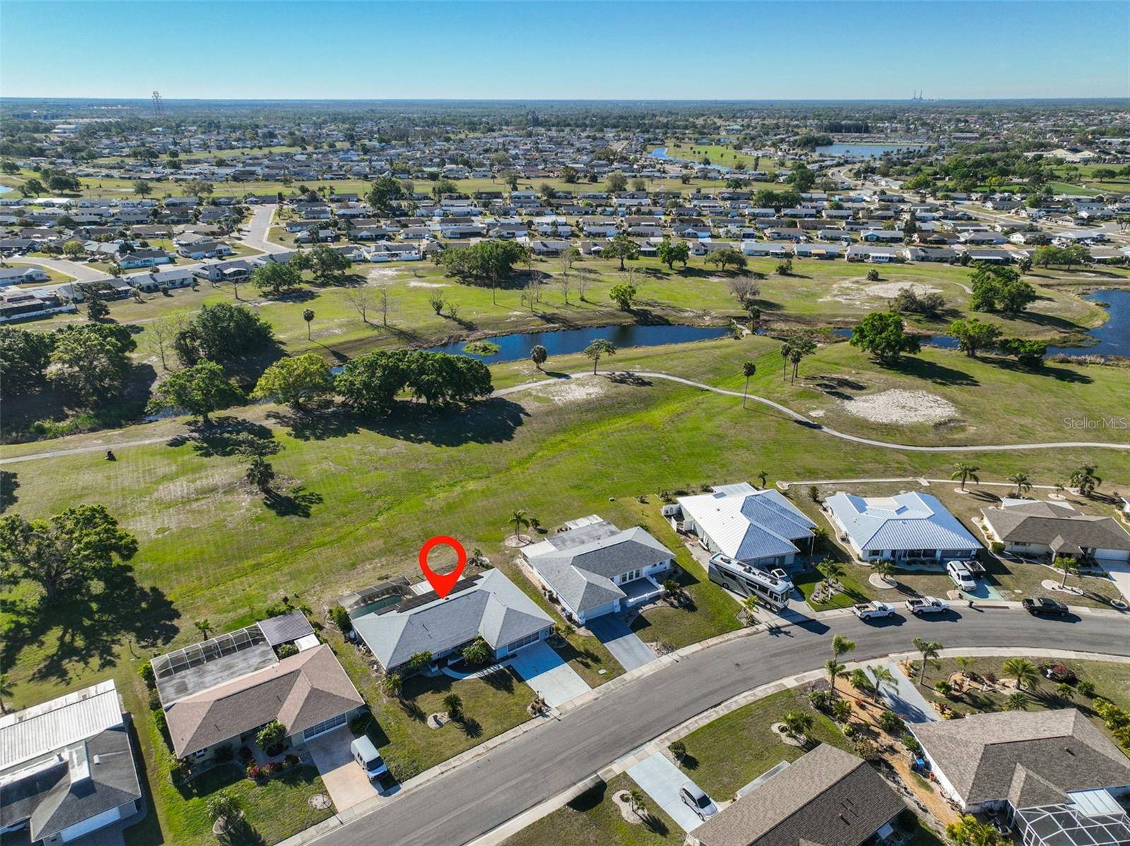 672 ALLEGHENY DR, Sun City Center, FL 33573