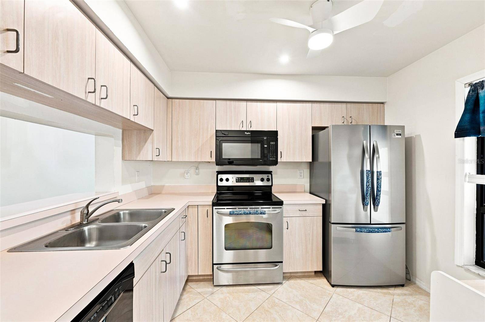 304 KELSEY WAY, Sun City Center, FL 33573