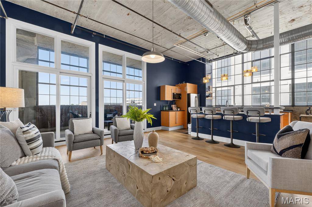4100 Forest Park AVE #424, St Louis, MO 63108