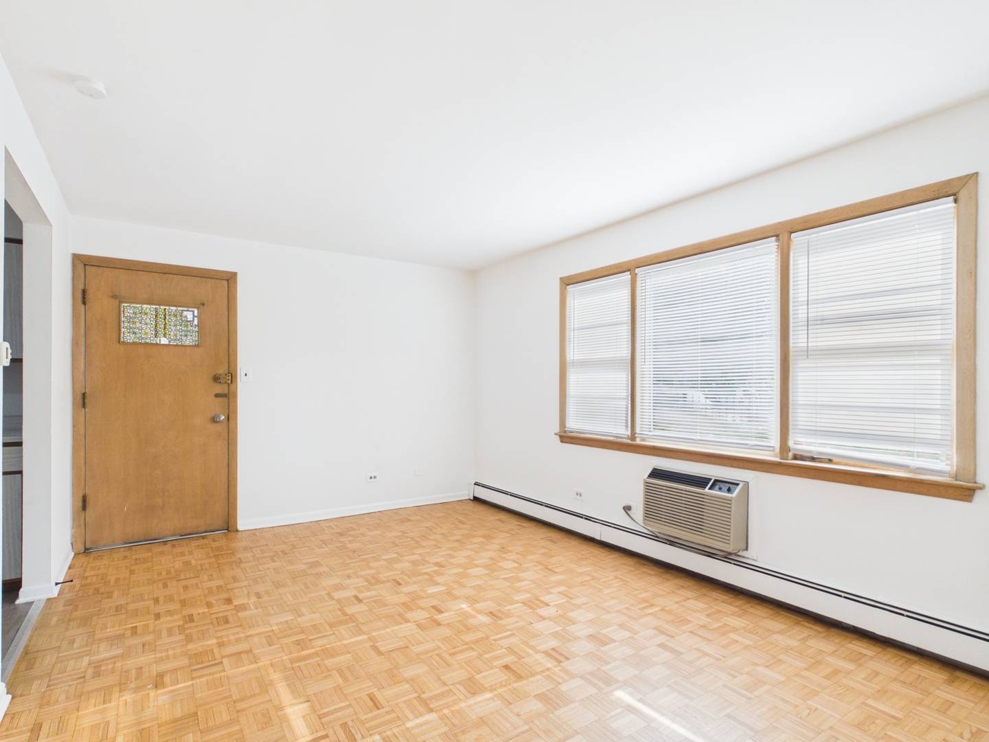 11219 S King DR #1R, Chicago, IL 60628
