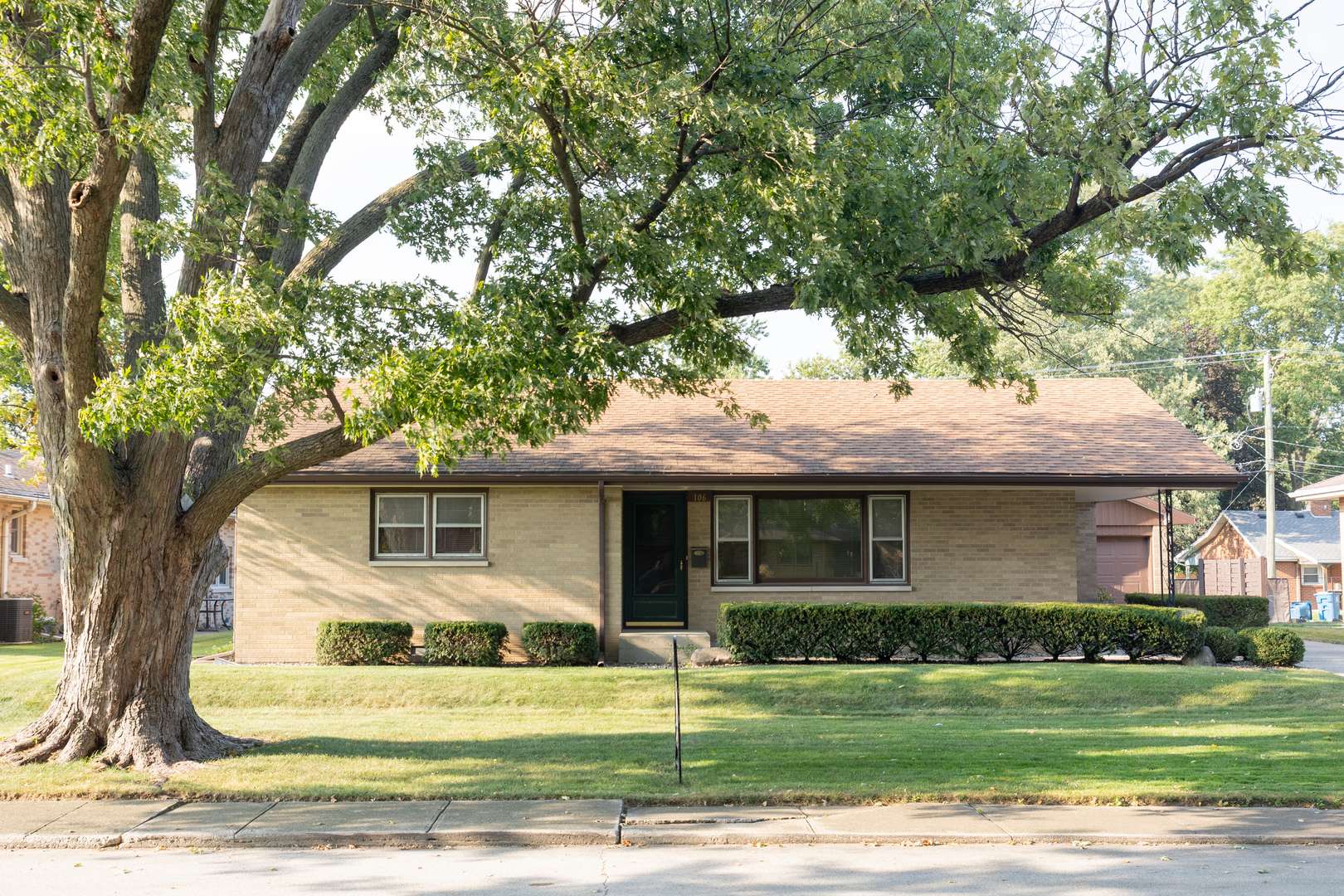 106 Vermont ST, Momence, IL 60954