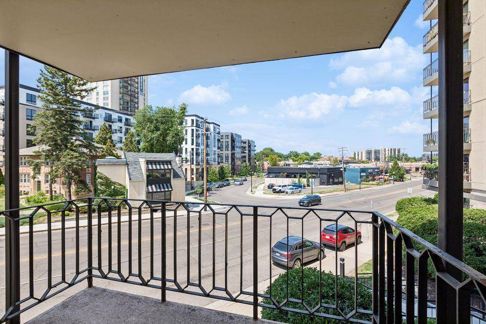 3131 Excelsior BLVD #212, Minneapolis, MN 55416