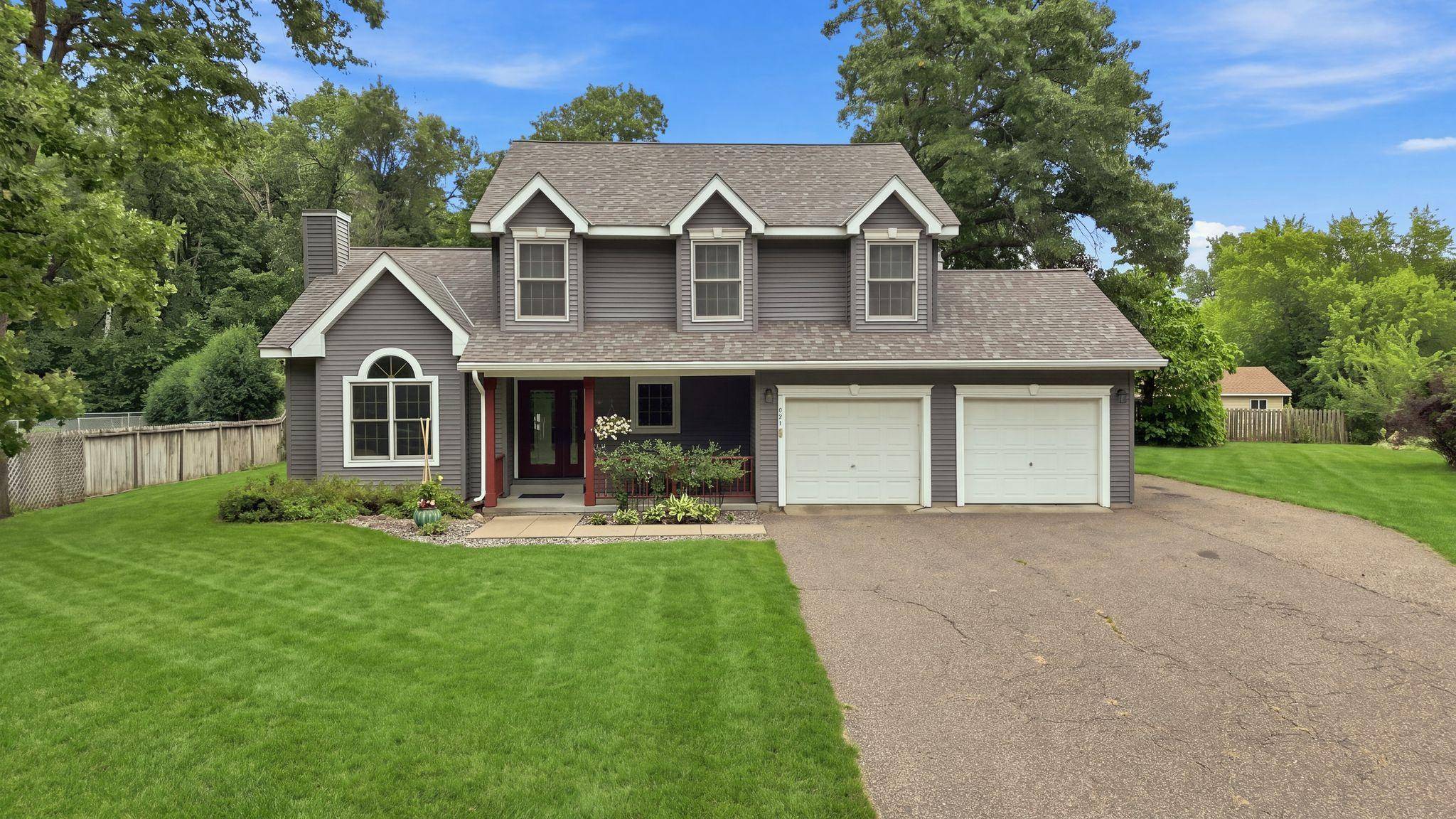624 Galahad RD N, Hudson, WI 54016