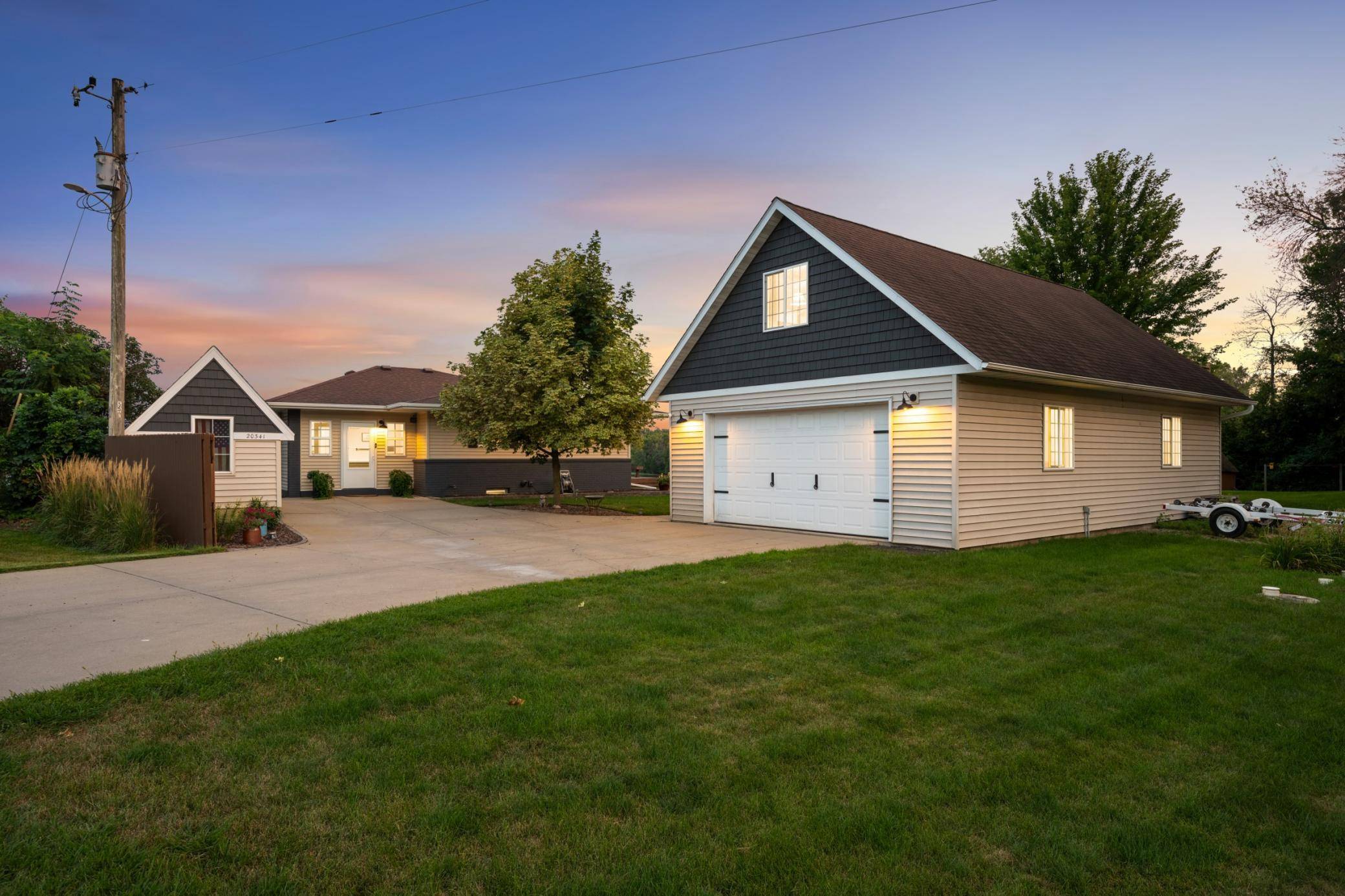 20341 Fairlawn AVE, Prior Lake, MN 55372