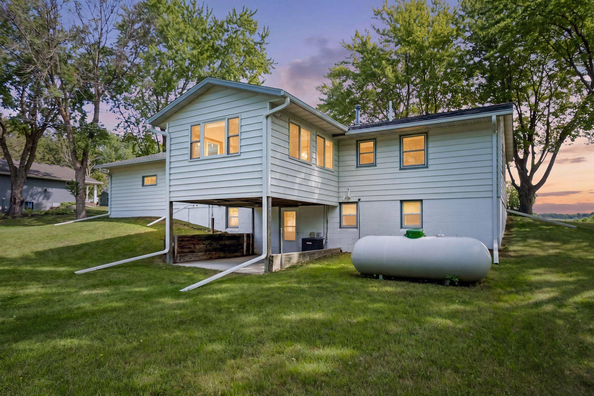 8887 Reitz Lake RD, Waconia, MN 55387