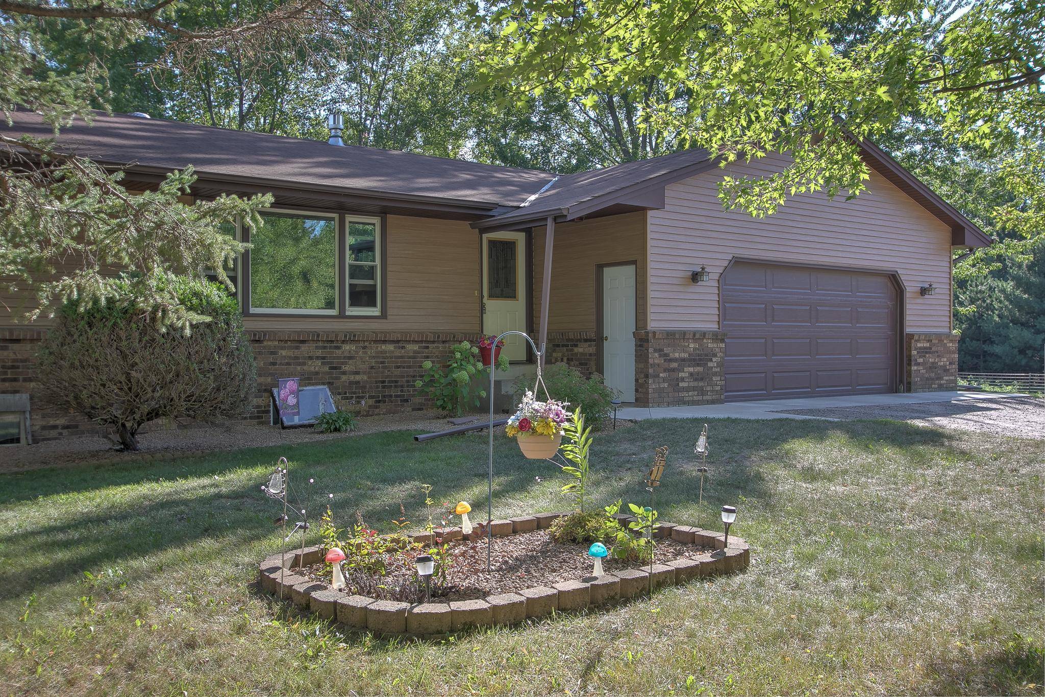 4444 297th AVE NE, Isanti, MN 55040