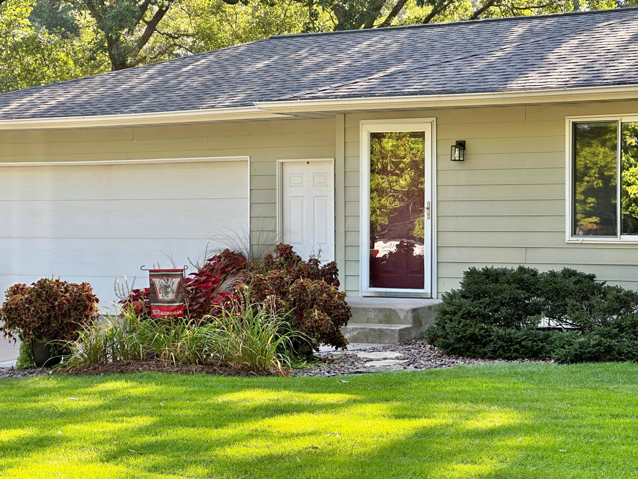 2851 E 119th ST, Chippewa Falls, WI 54729