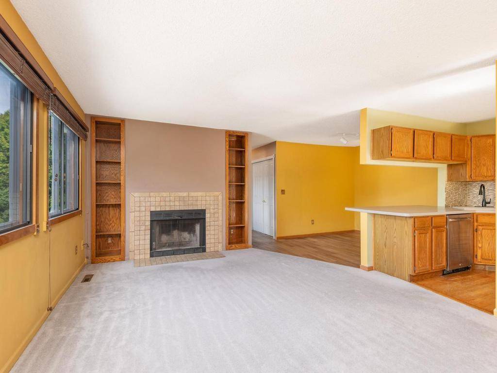 7555 Wedgewood WAY N, Maple Grove, MN 55311
